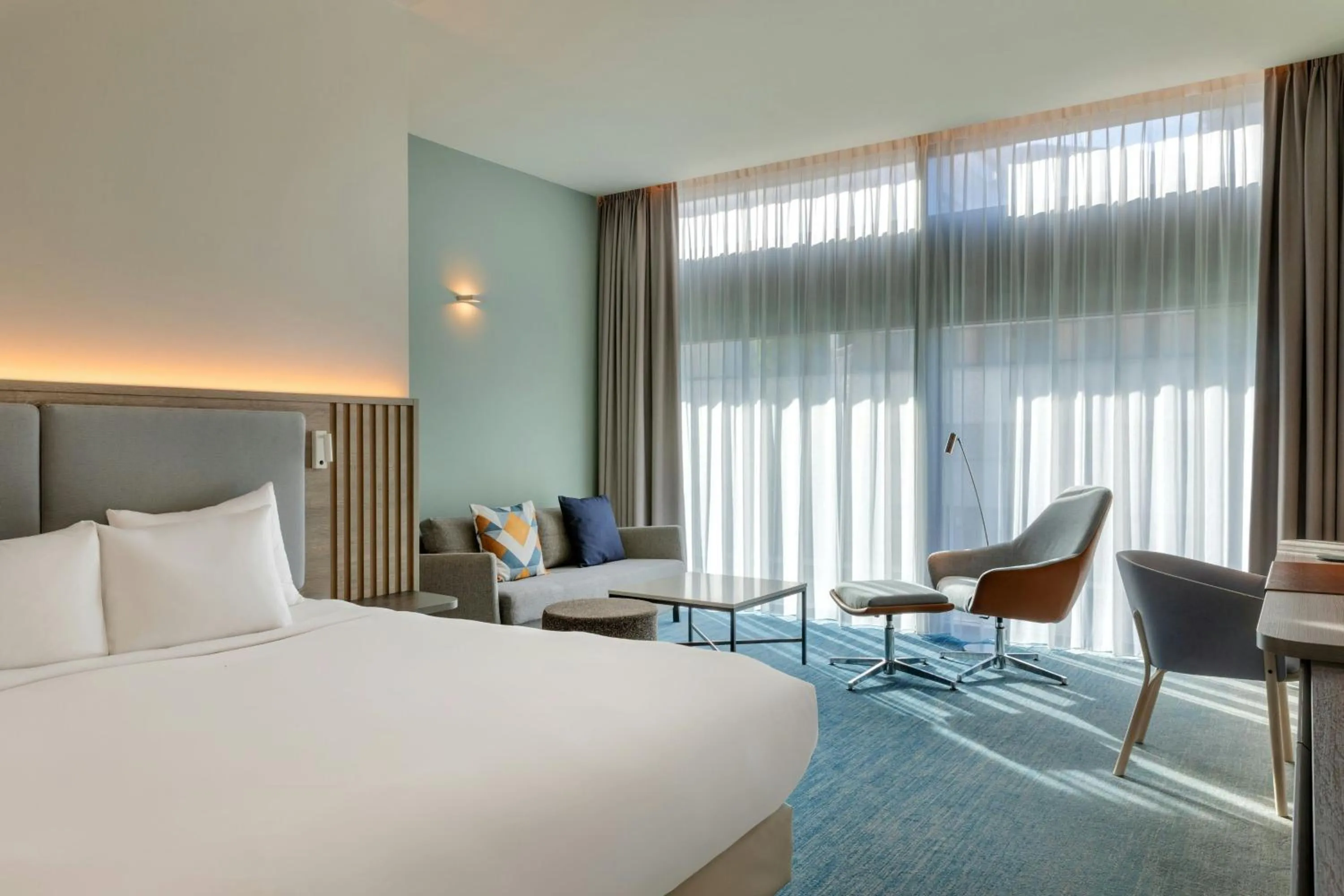 Photo of the whole room, Bed in Courtyard by Marriott Amsterdam Arena Atlas