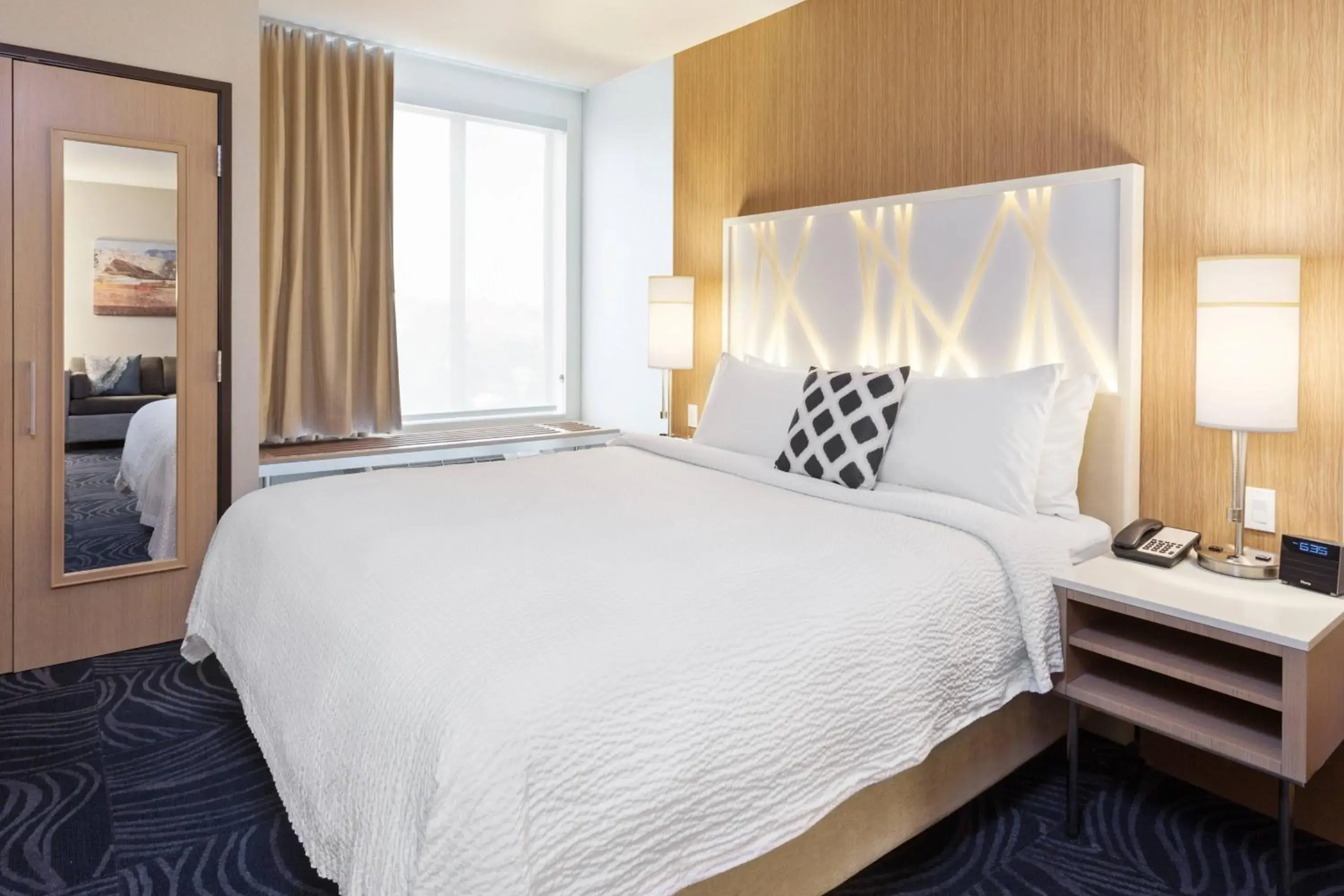 Guest room, 1 King, Sofa bed, Pool View view, Pool view in SpringHill Suites by Marriott Paso Robles Atascadero Guest room, 1 King, Sofa bed, Pool View view, Pool view in SpringHill Suites by Marriott Paso Robles Atascadero