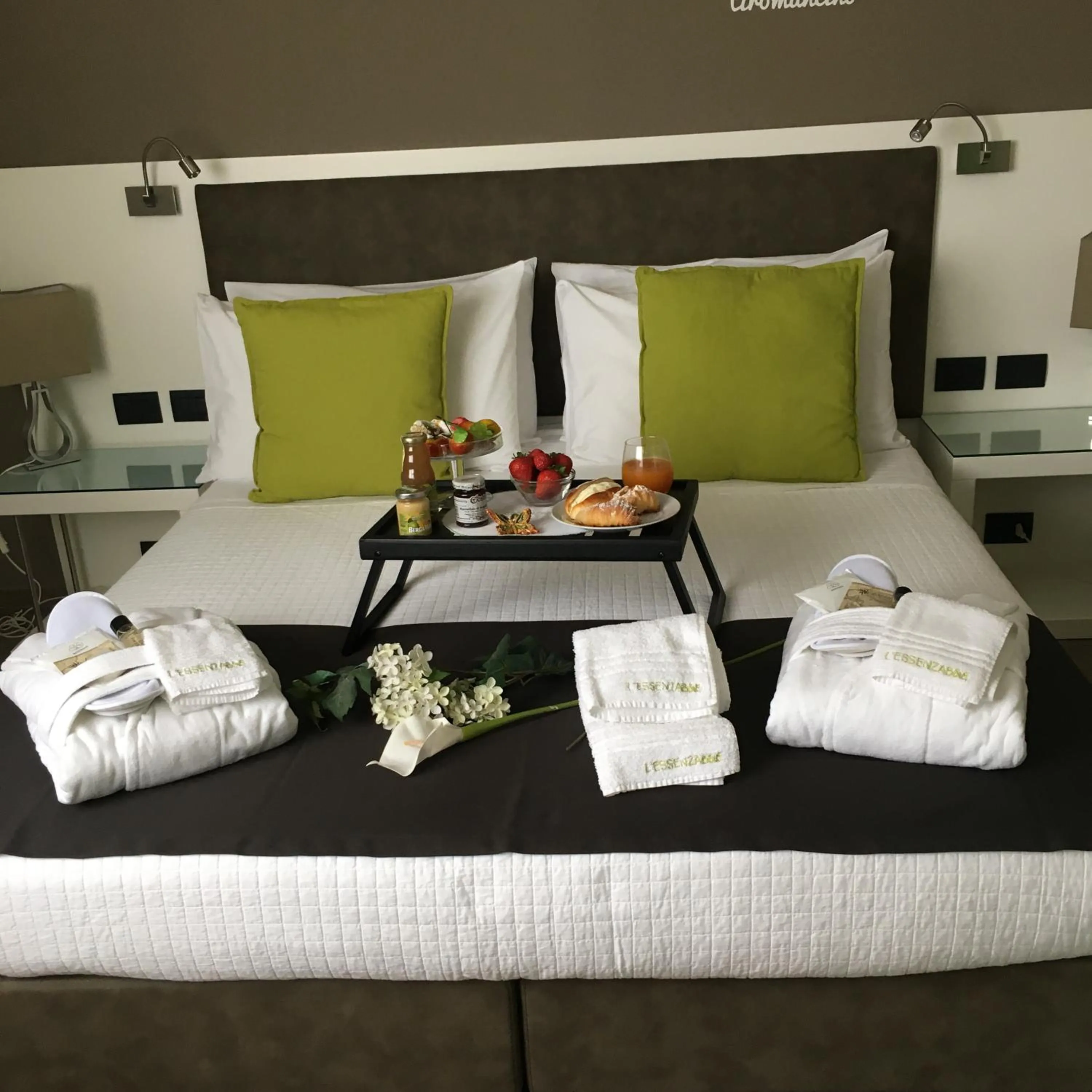 Bed in L`essenza B&B