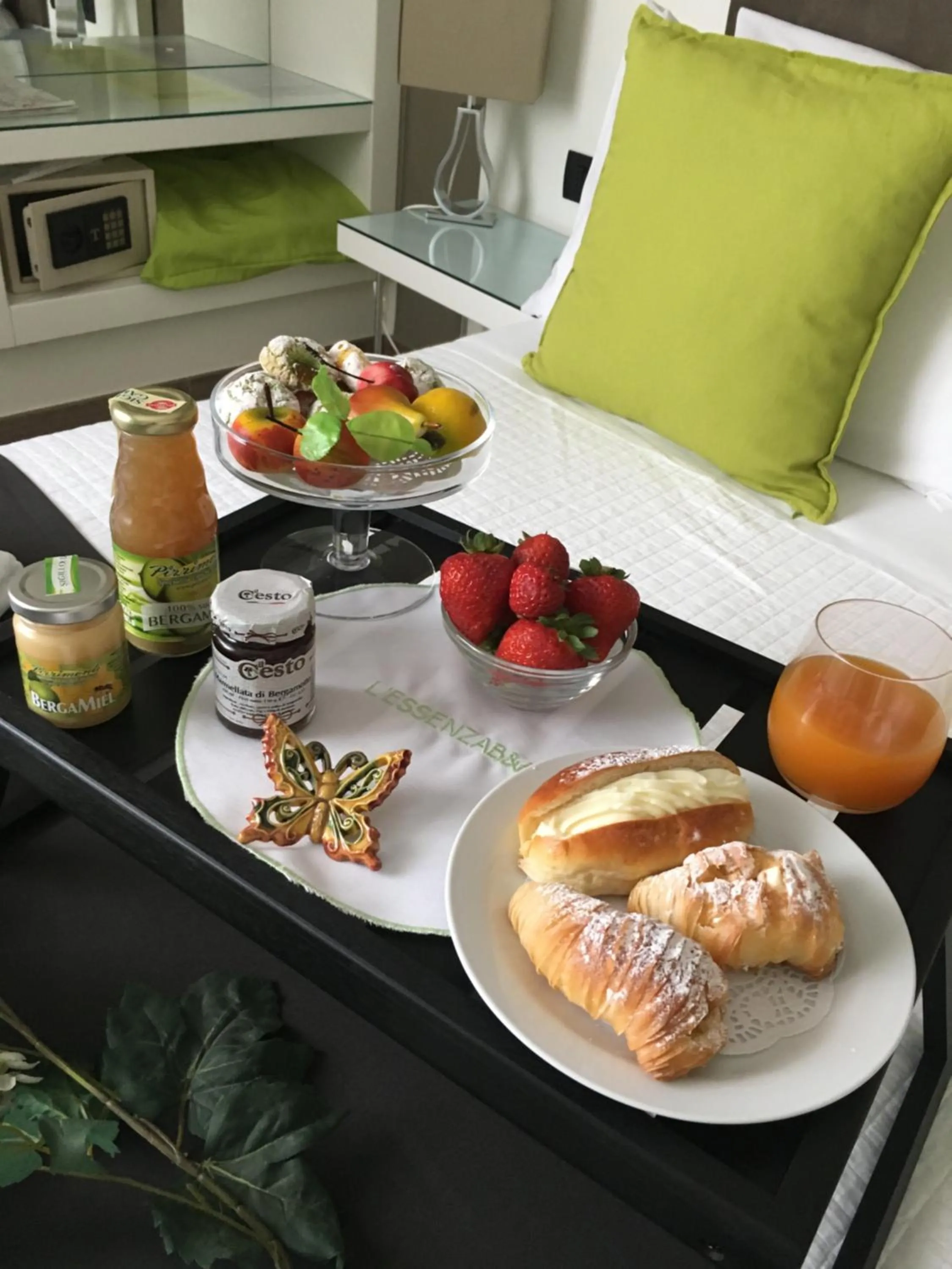 Food and drinks in L`essenza B&B