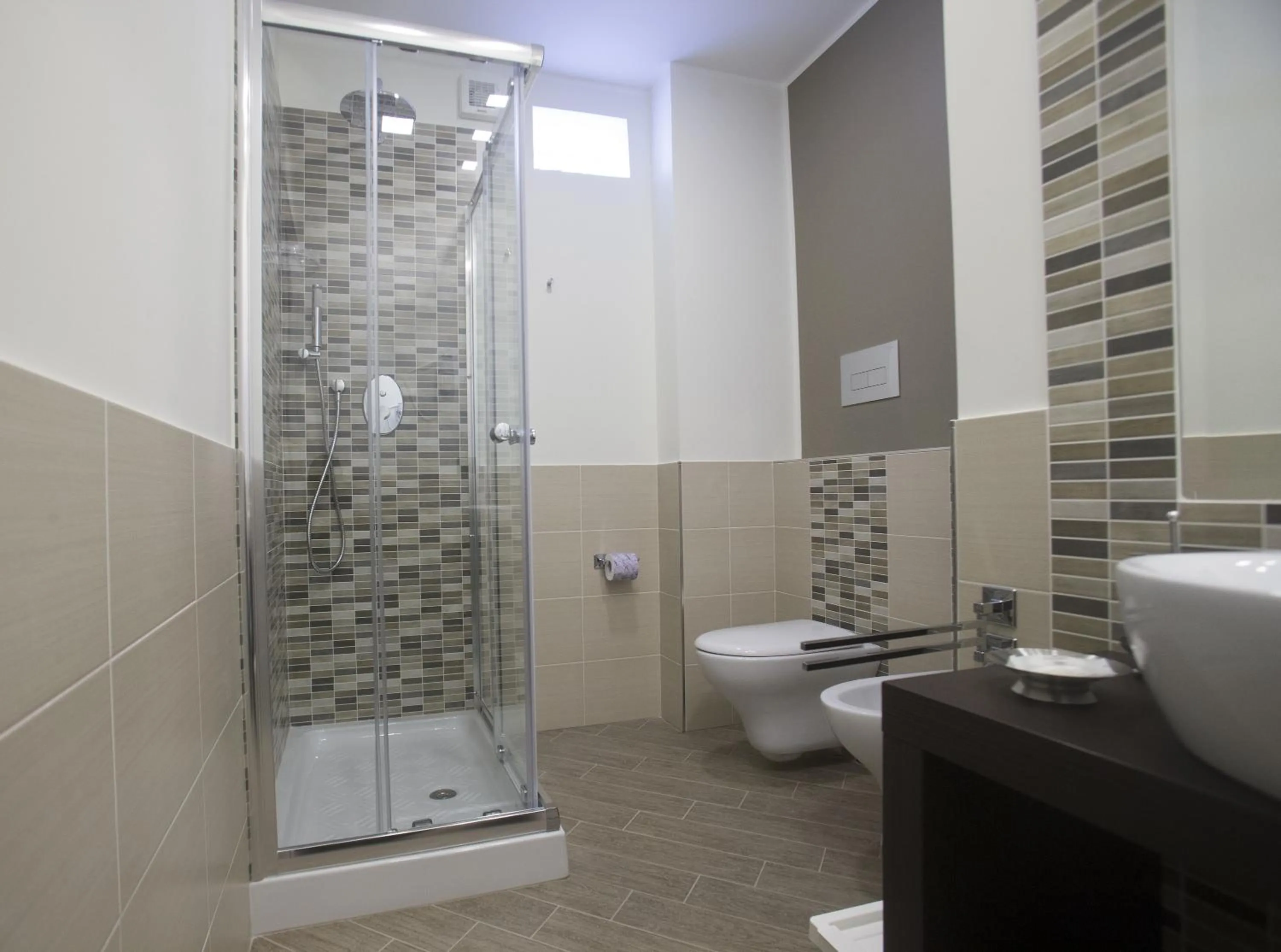 Bathroom in L`essenza B&B
