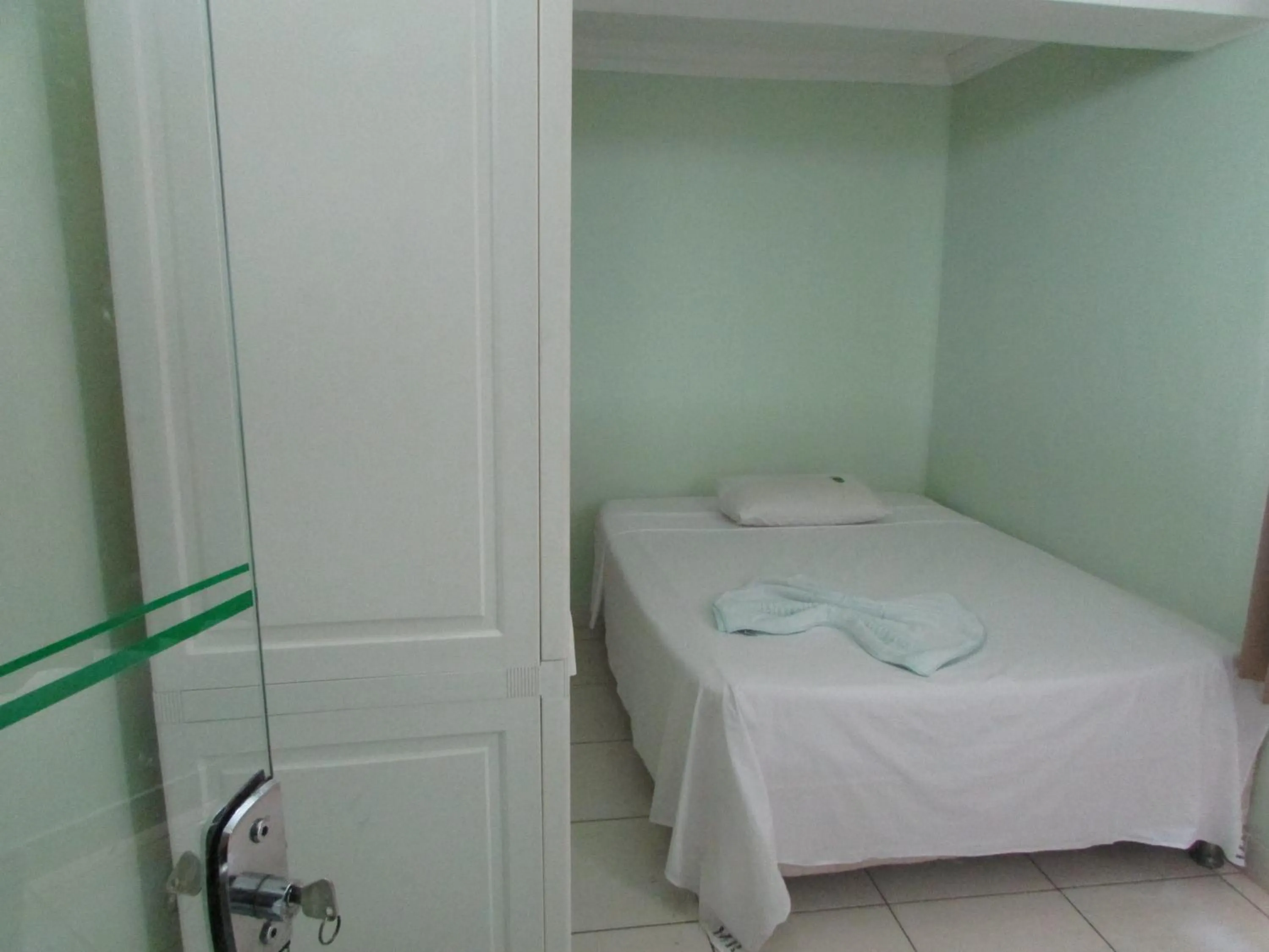 Bed in Hotel Industrial Contagem