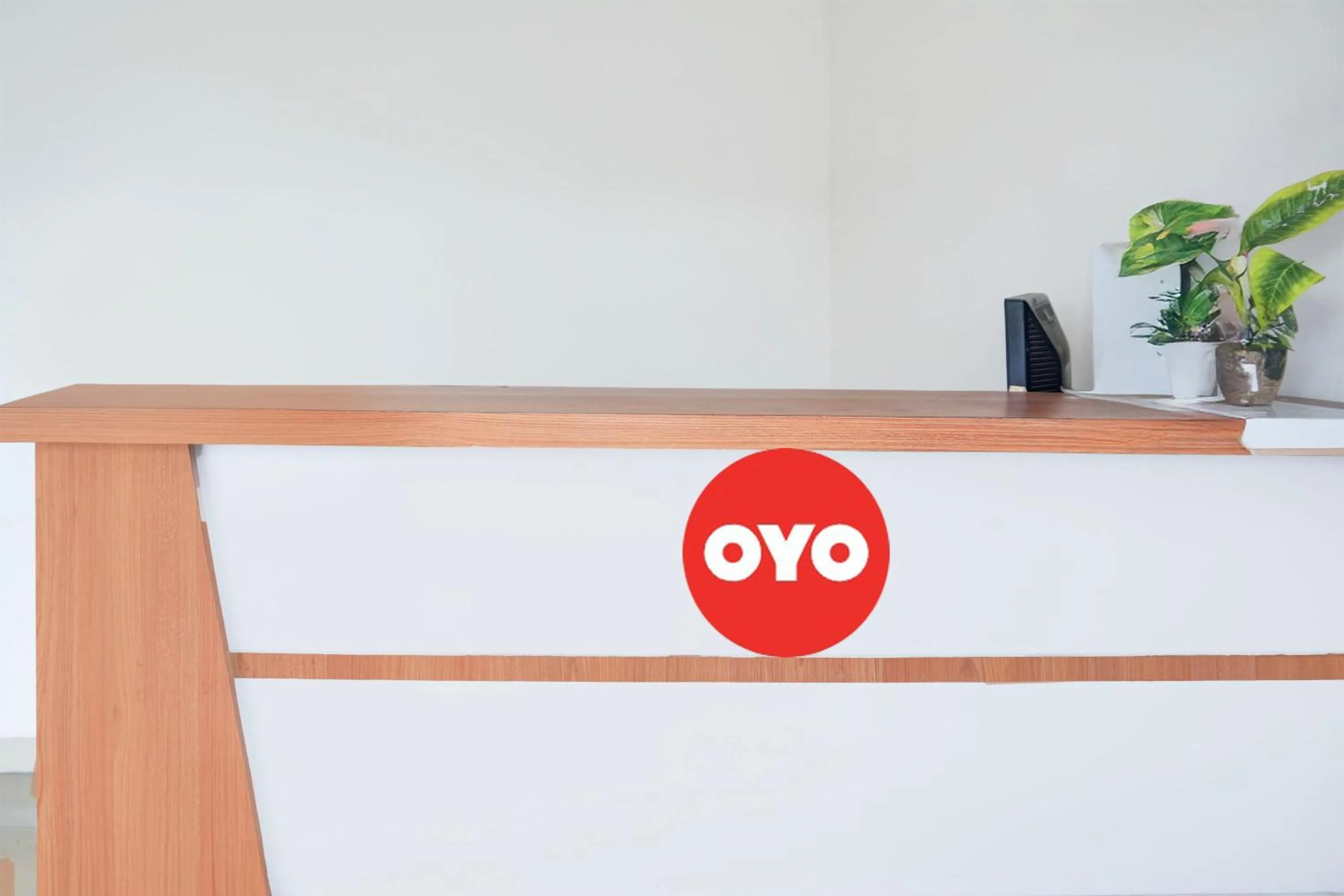 Lobby or reception in Hotel O Ilir Timur I Near Rsud Siti Fatimah Az-Zahra Formerly Lumendiva Suite