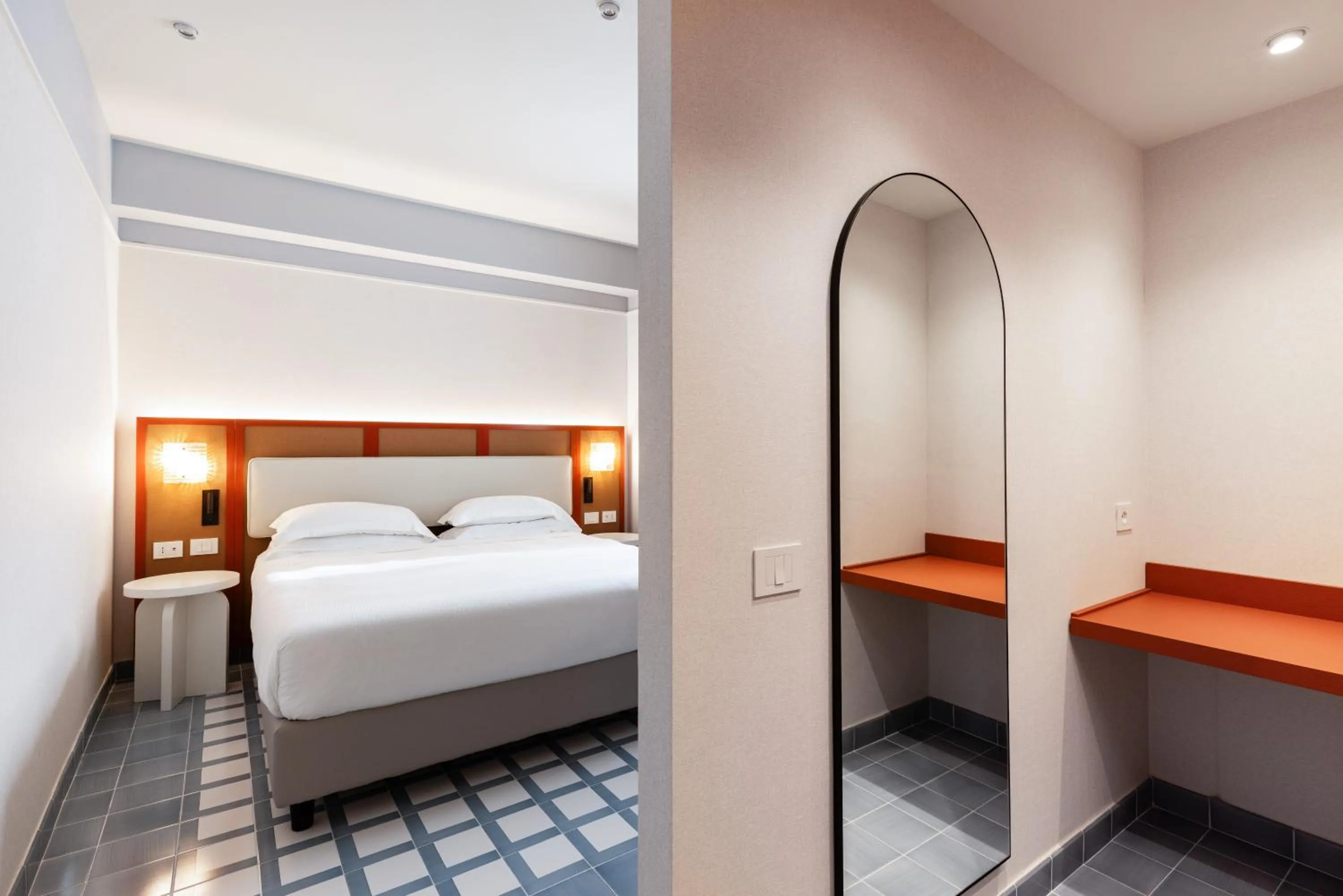 Bedroom, Bed in Hotel Plaza