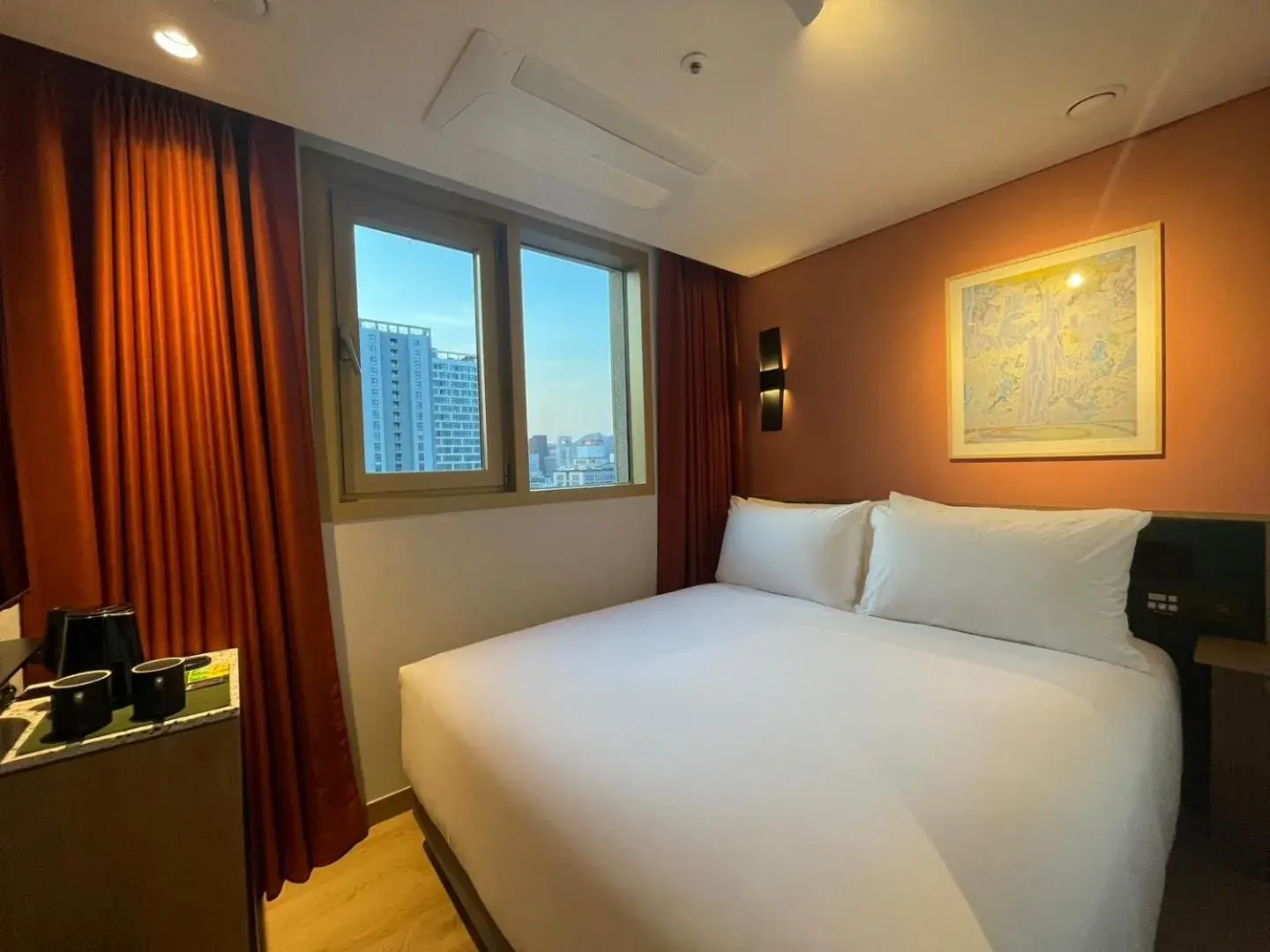 Photo of the whole room, Bed in New Blanc Central Myeongdong Photo of the whole room, Bed in New Blanc Central Myeongdong