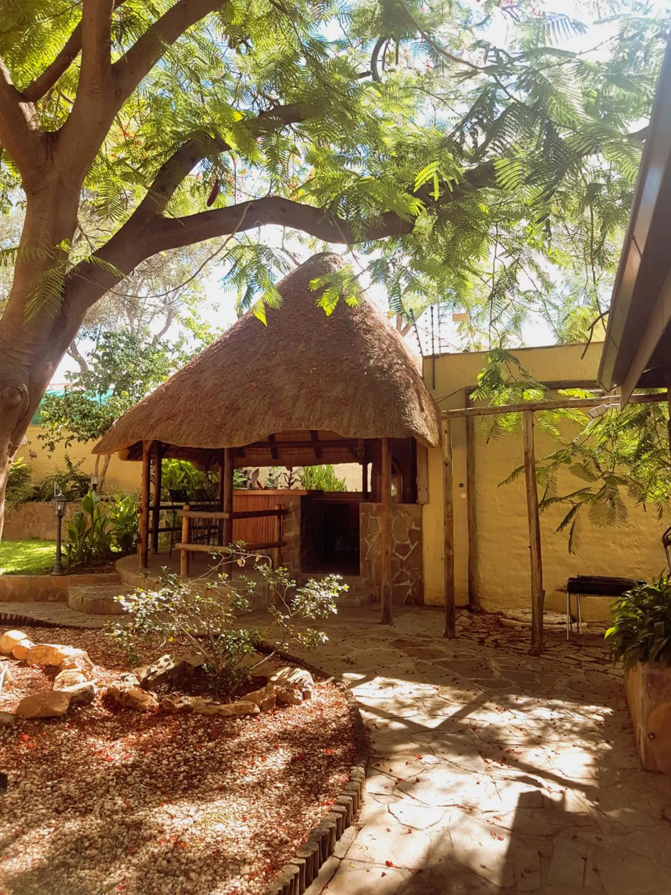 Garden view in Hotel Pension Steiner