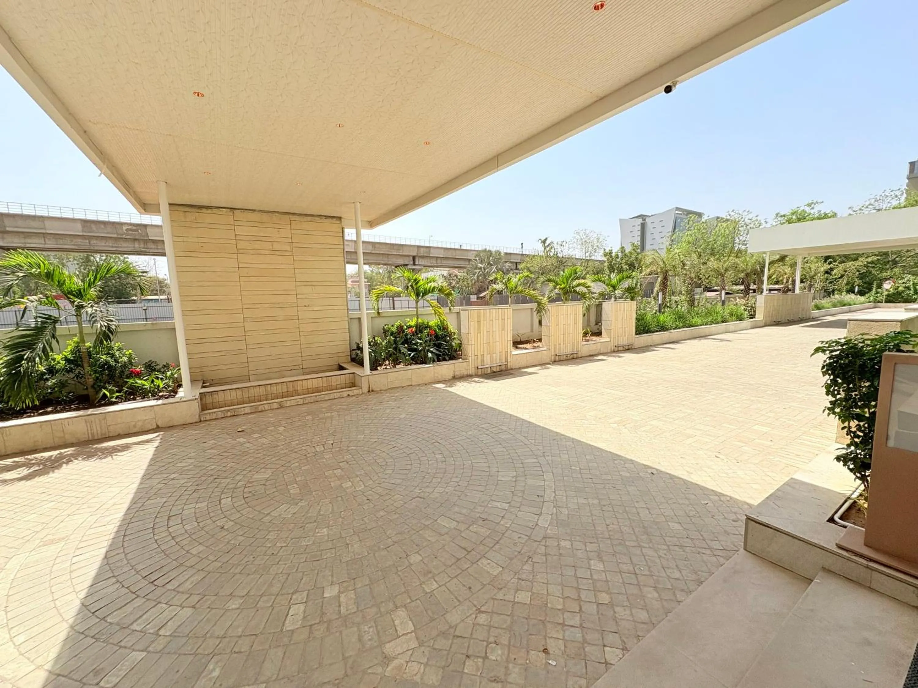 Day in The Parterre - SG Highway Ahmedabad