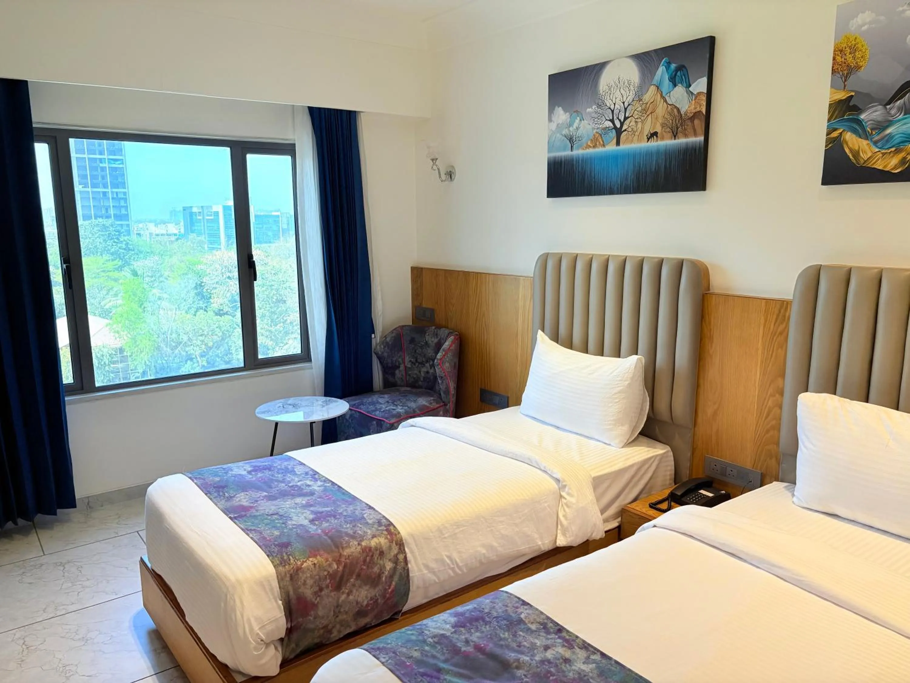 Bed in The Parterre - SG Highway Ahmedabad