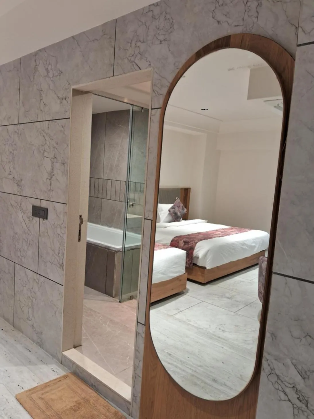 Bed in The Parterre - SG Highway Ahmedabad