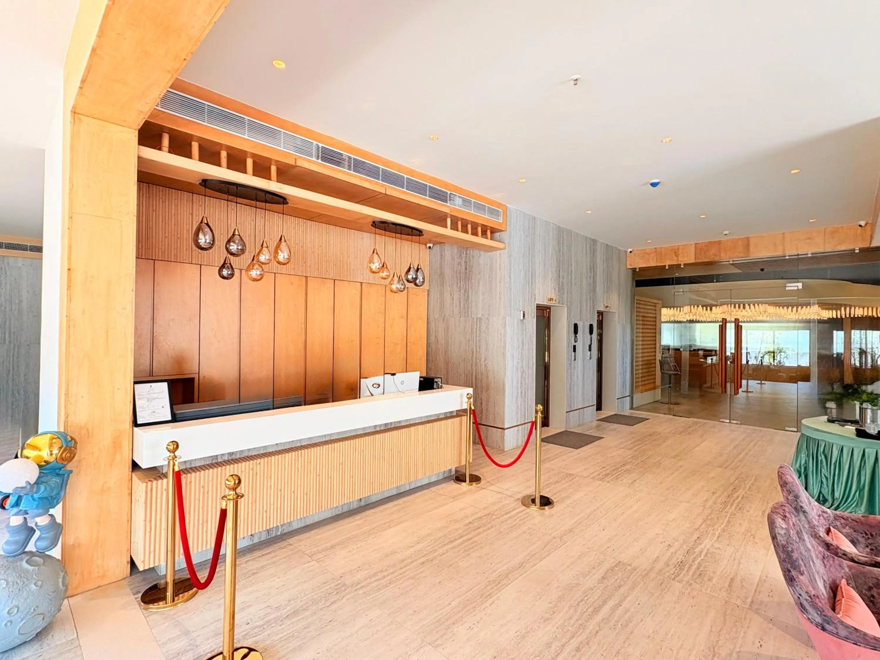 Lobby or reception in The Parterre - SG Highway Ahmedabad