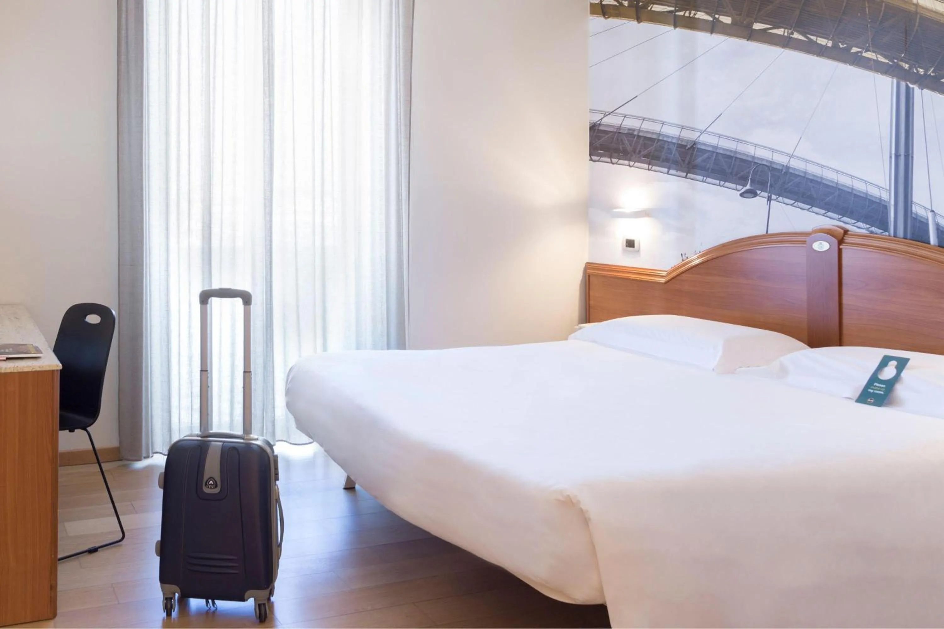 Photo of the whole room, Bed in B&B Hotel Pescara