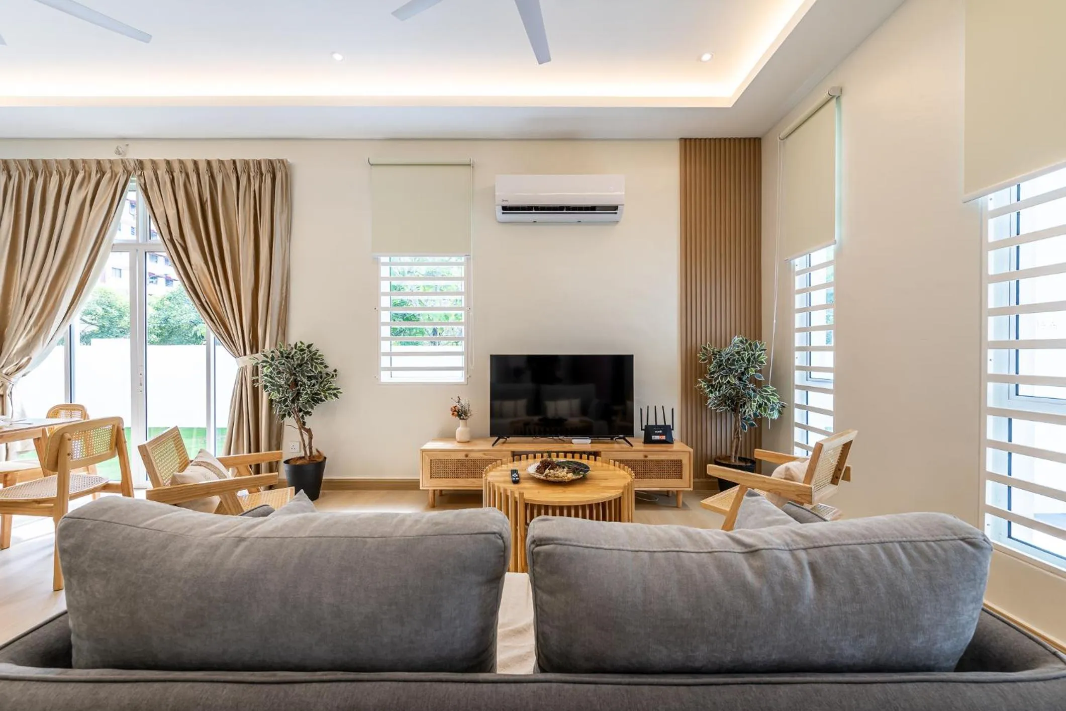 La Ferringhi Villa by BRB