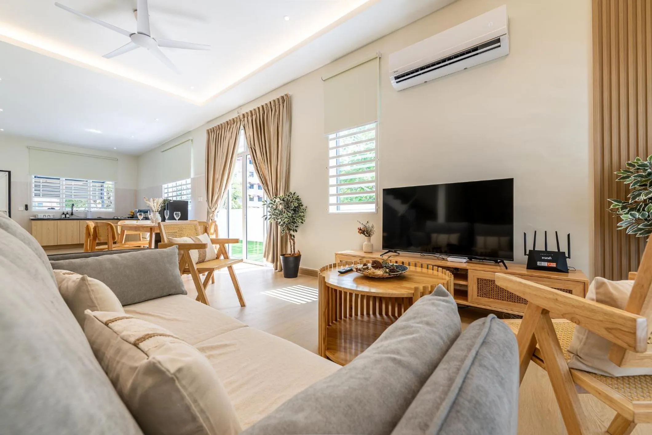 La Ferringhi Villa by BRB