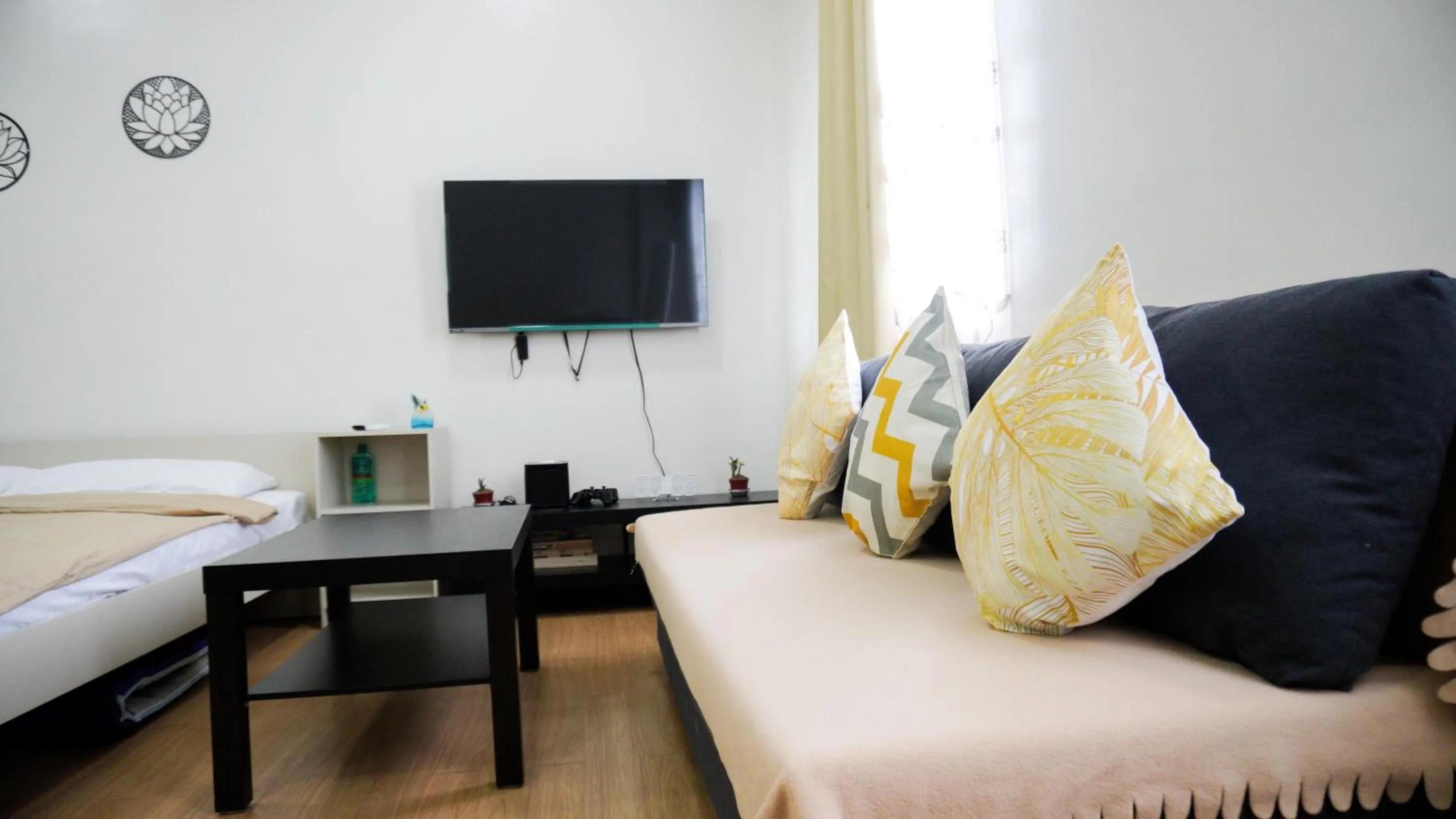 Warm & Cozy Retreat near SM City Trece Martires