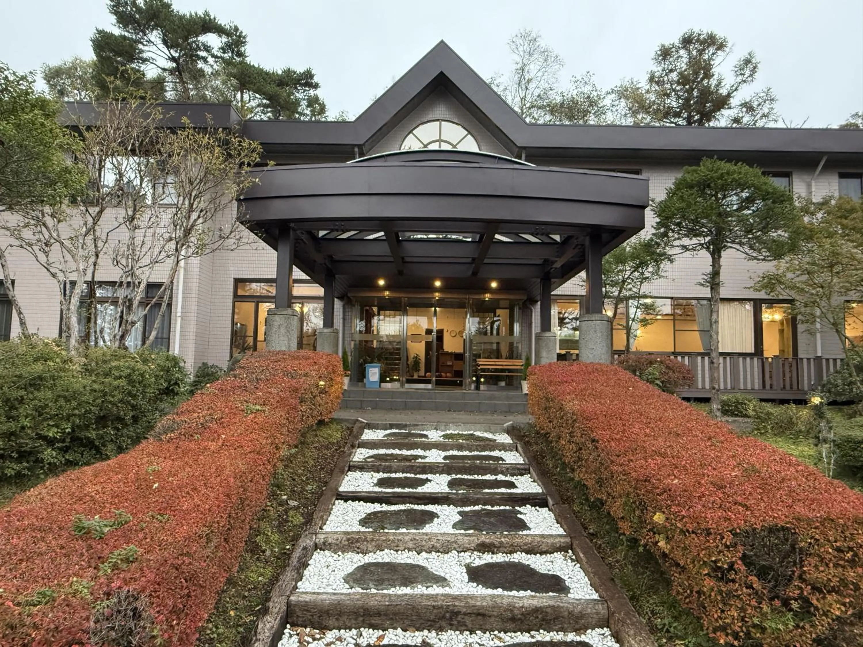 Facade/entrance in Sansui Resorts Yamanakako