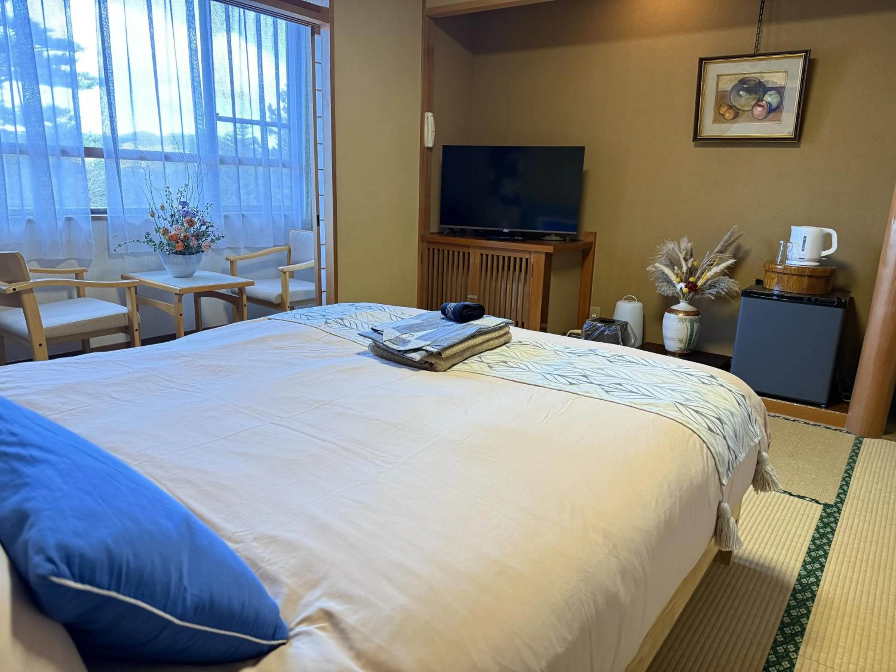 Bedroom, Bed in Sansui Resorts Yamanakako