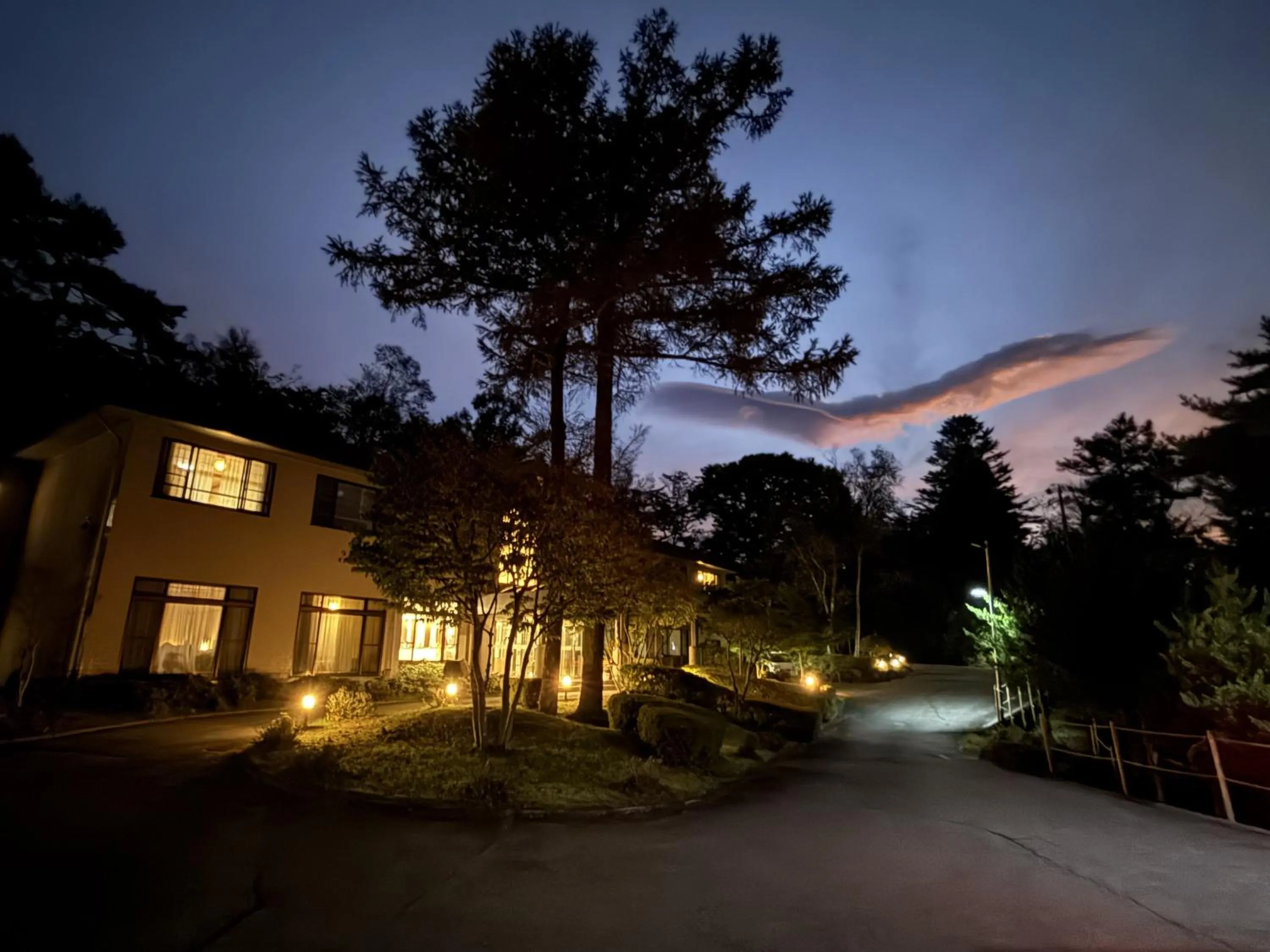 Sunset in Sansui Resorts Yamanakako