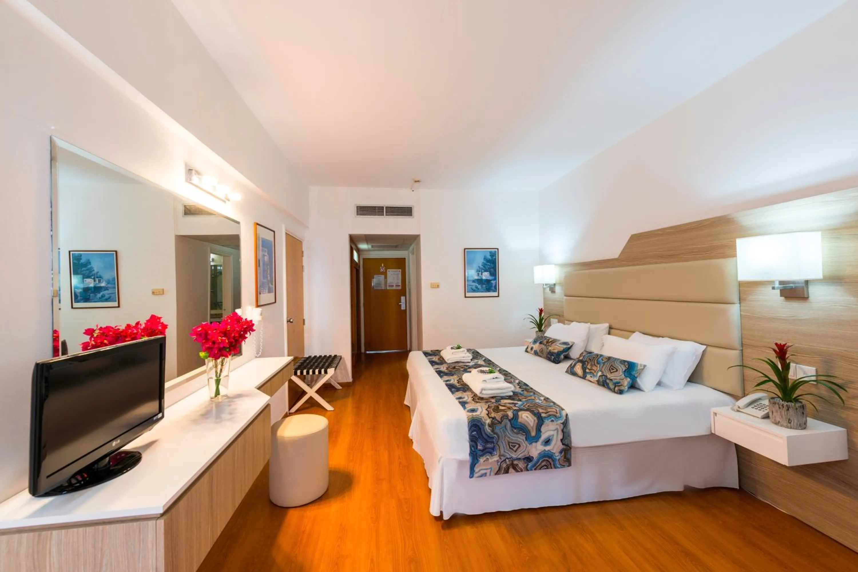 Bed in Ascos Coral Beach Hotel