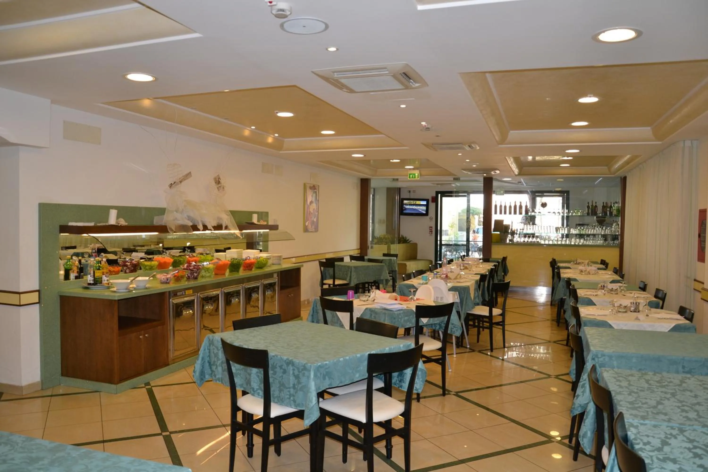 Restaurant/places to eat in Hotel Ariston