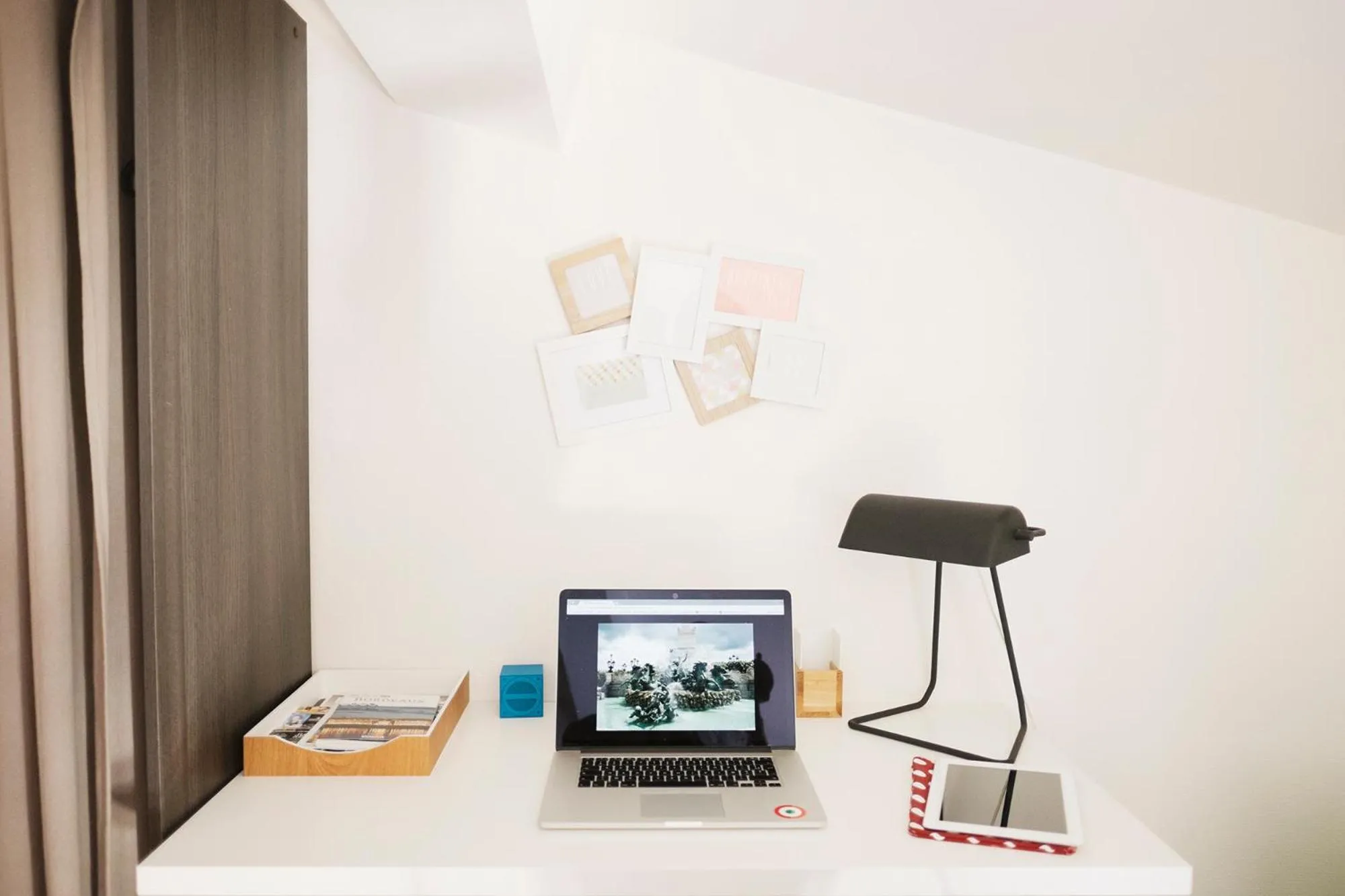 Seating area in La Suite aquitaine