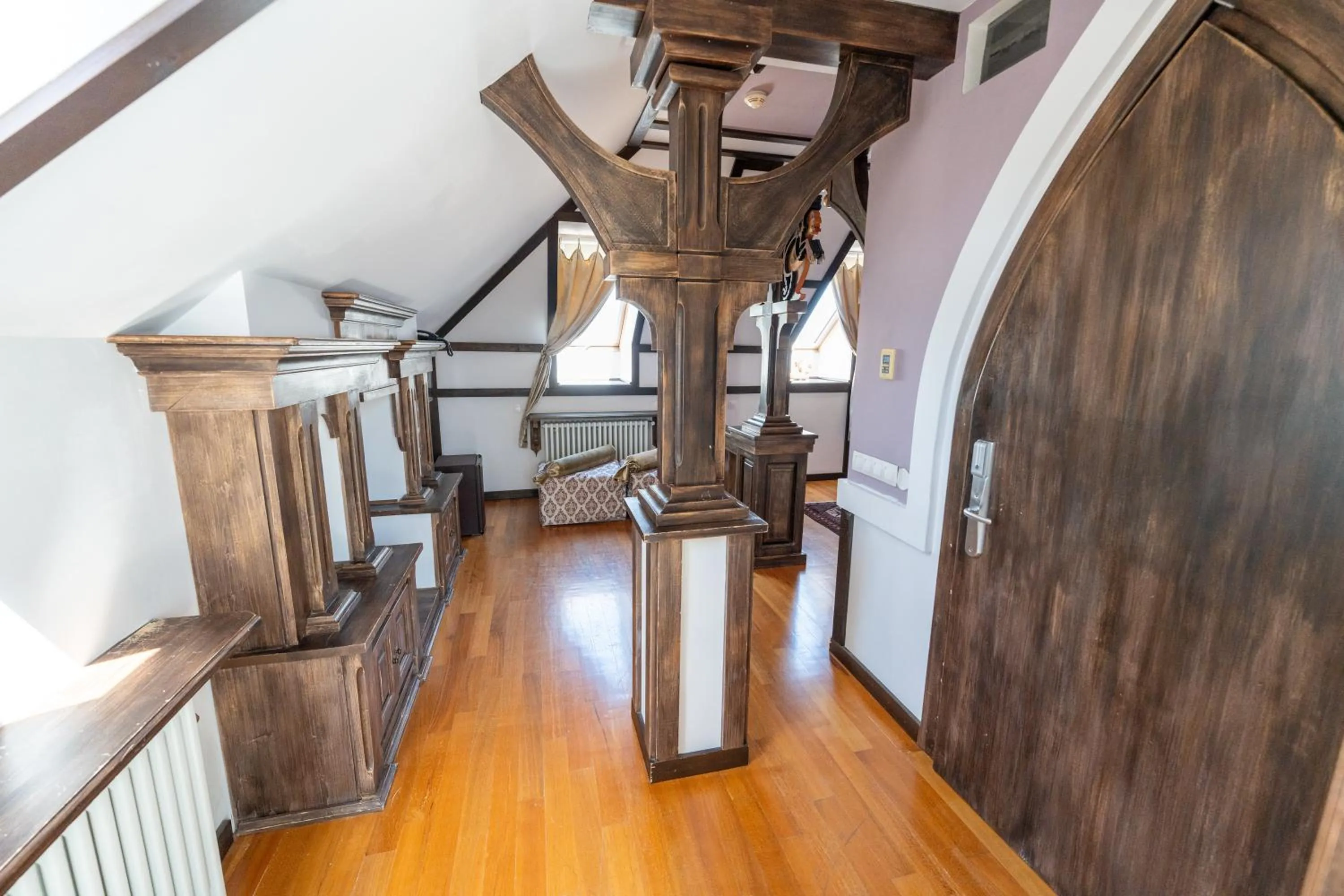 Bedroom in Casa Din Bran - Inn Center