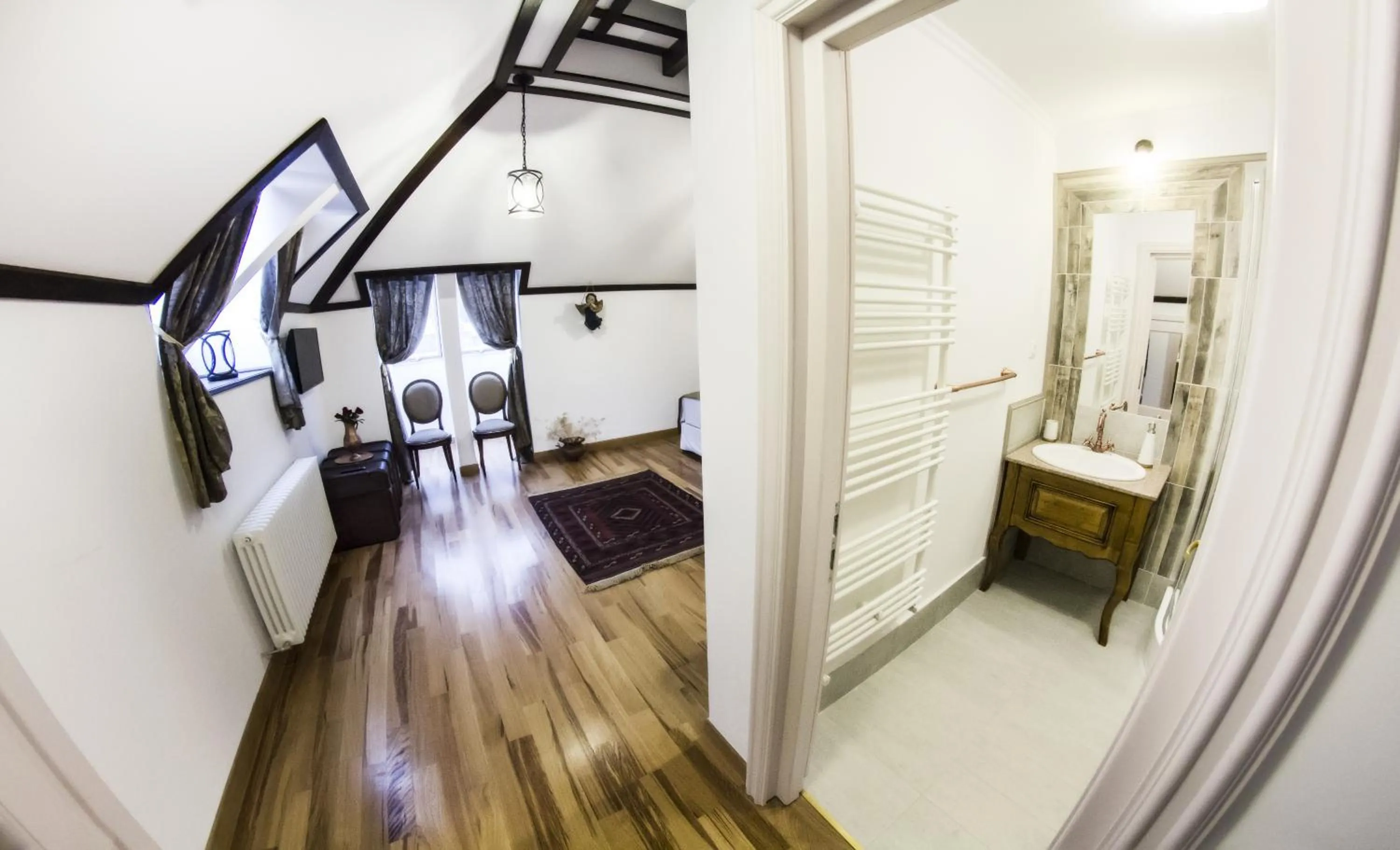 Decorative detail in Casa Din Bran - Inn Center