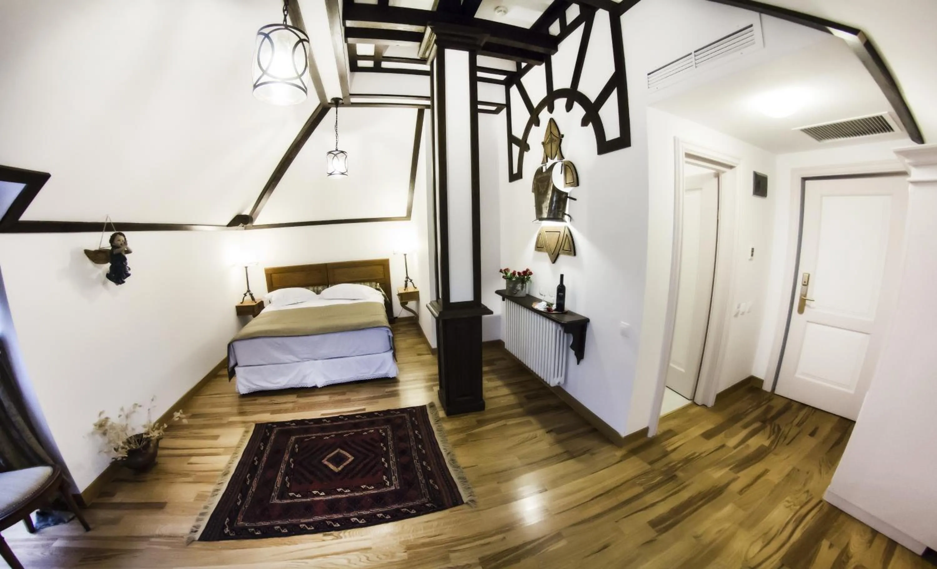 Photo of the whole room, Bed in Casa Din Bran - Inn Center