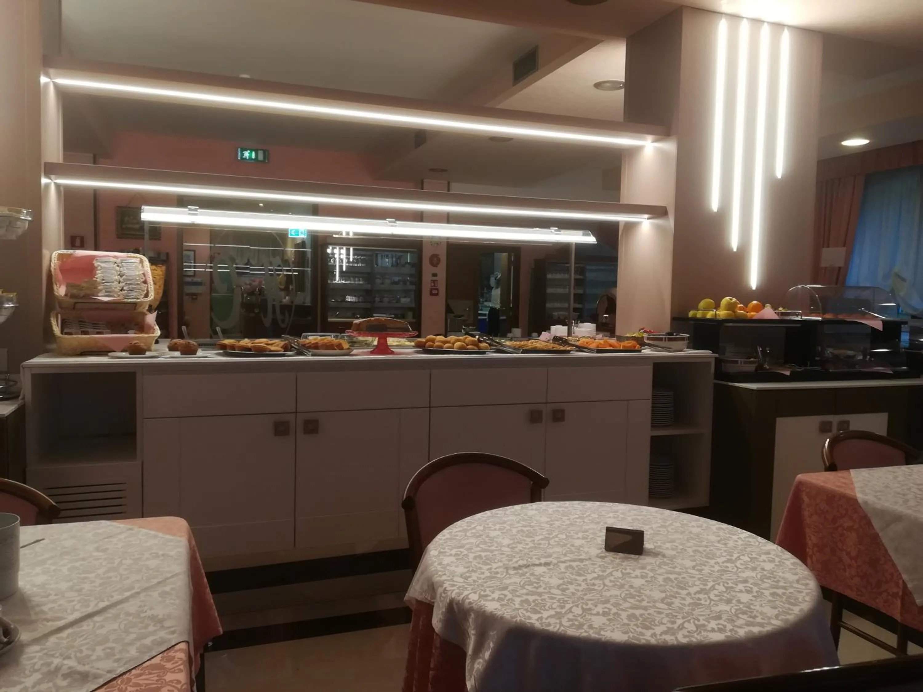 Restaurant/places to eat in Hotel Cristallo