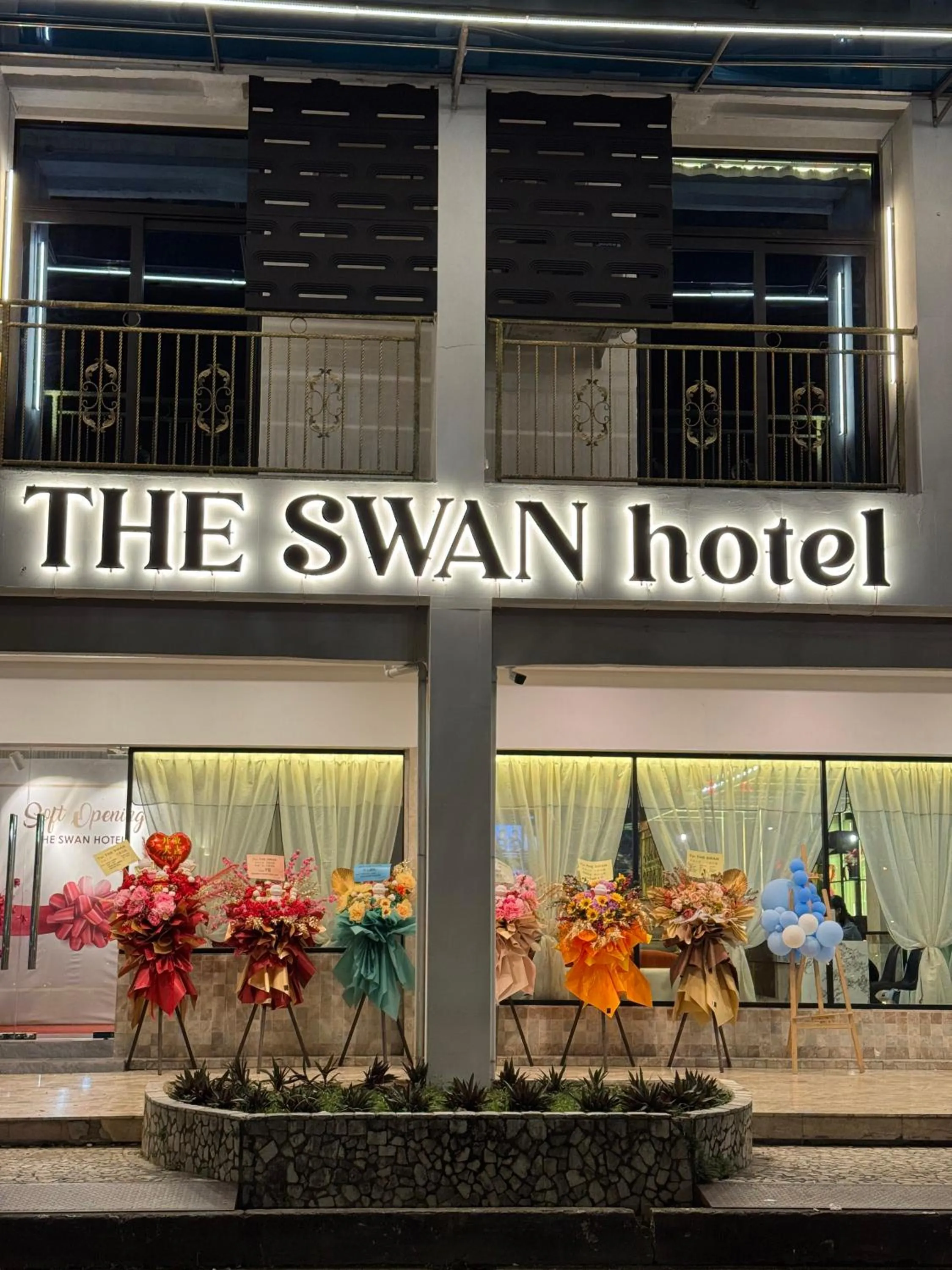 THE SWAN hotel