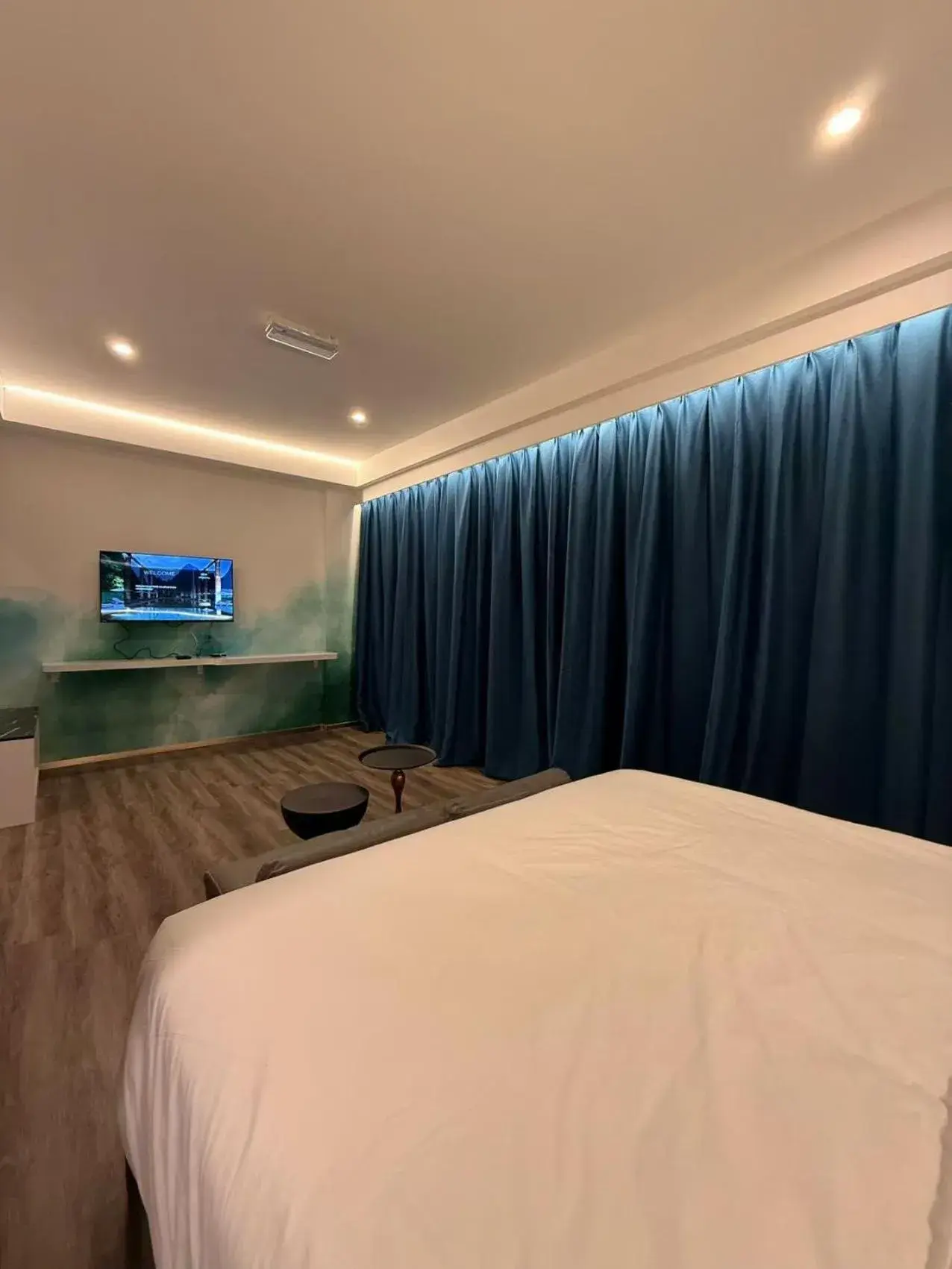 Bed in THE SWAN hotel Bed in THE SWAN hotel