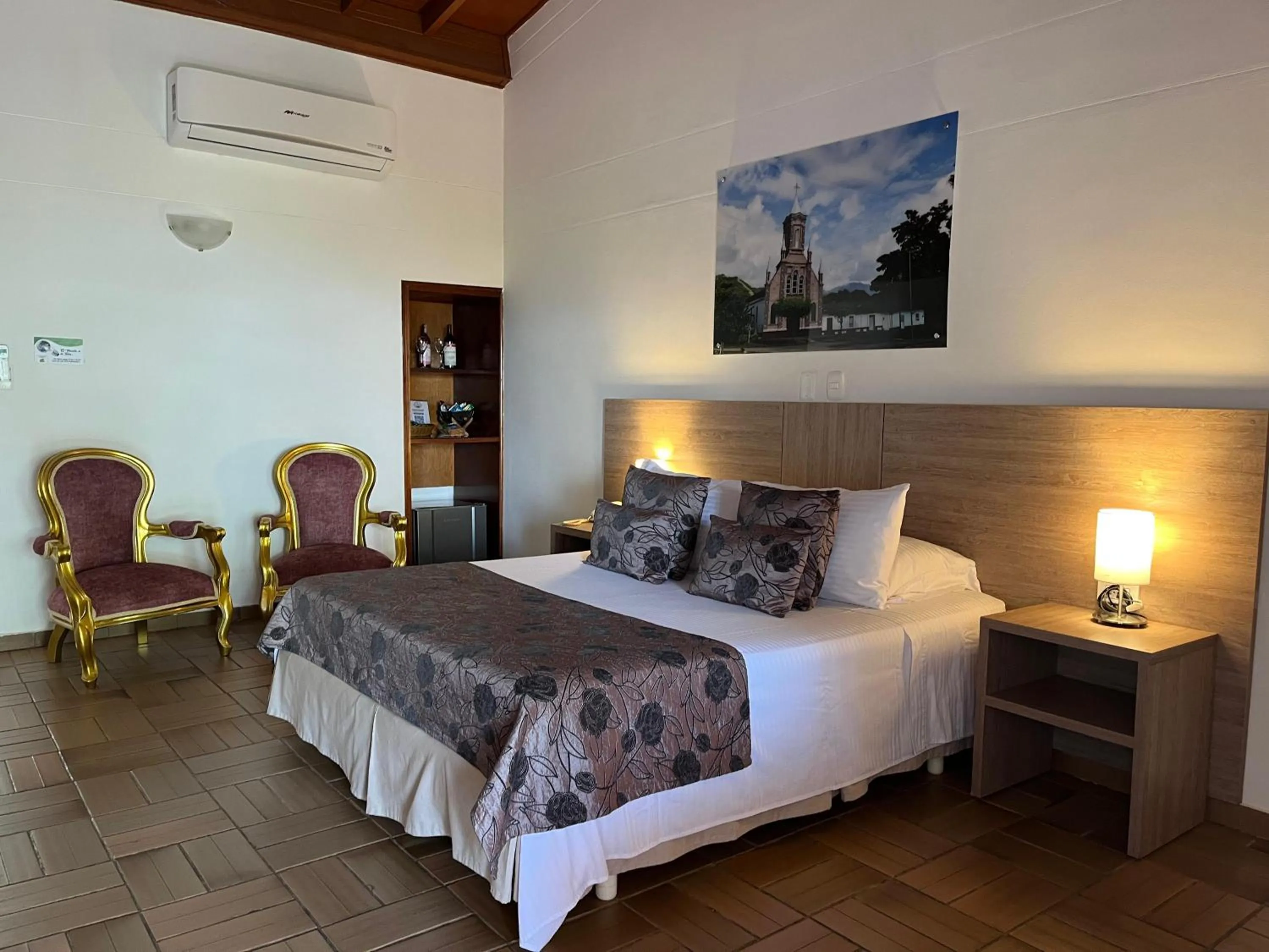 Superior Double Room in Hotel Los Viñedos