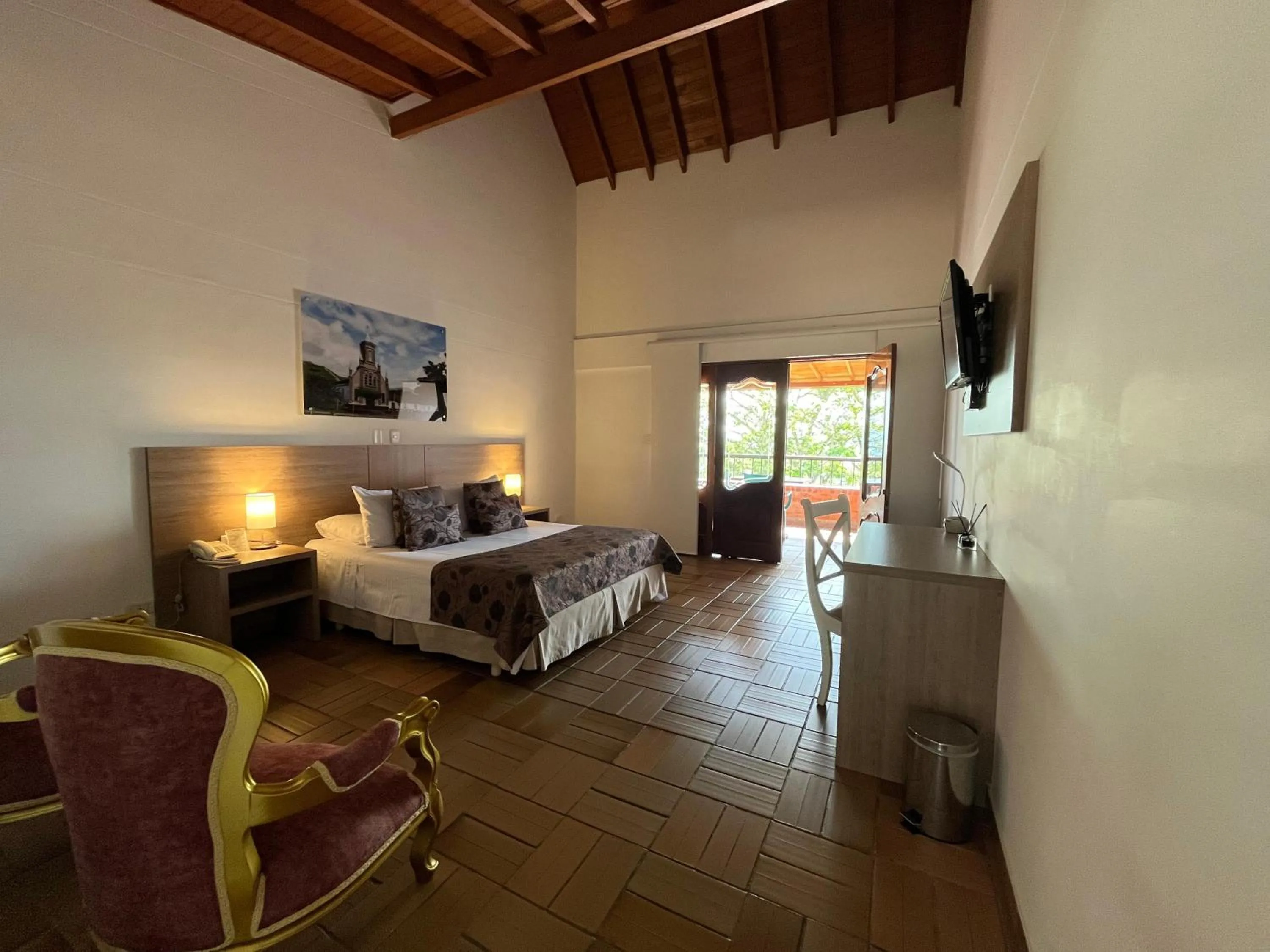 Superior Double Room in Hotel Los Viñedos