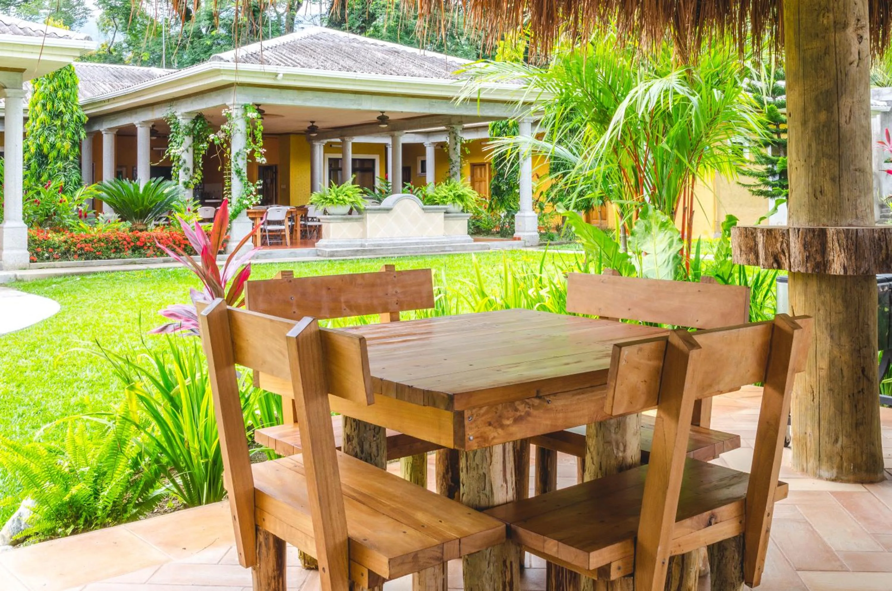 Facade/entrance in Paraiso Rainforest and Beach Hotel