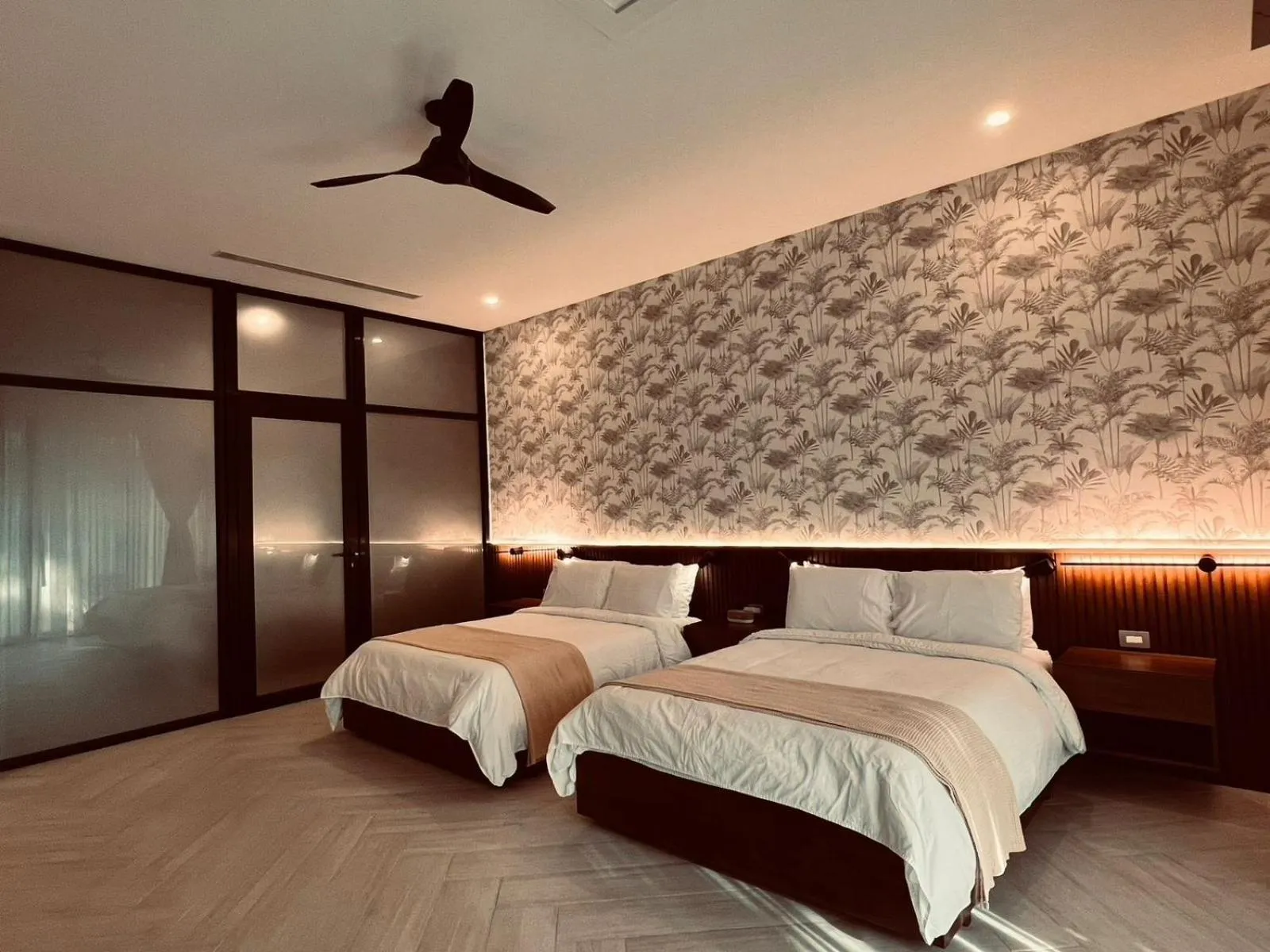 Bed in Paraiso Rainforest and Beach Hotel