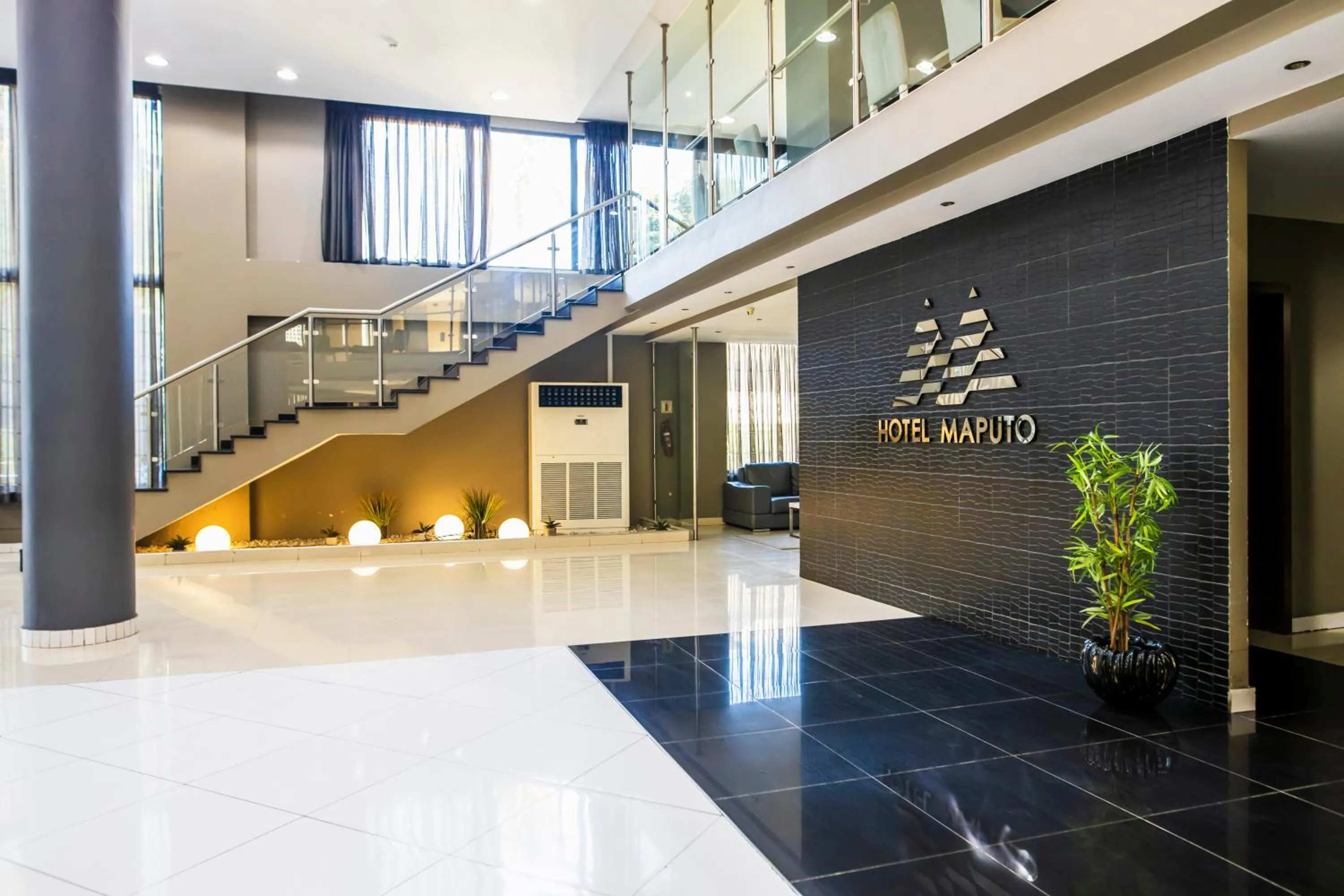Lobby or reception in WL Hotel Maputo - City Center