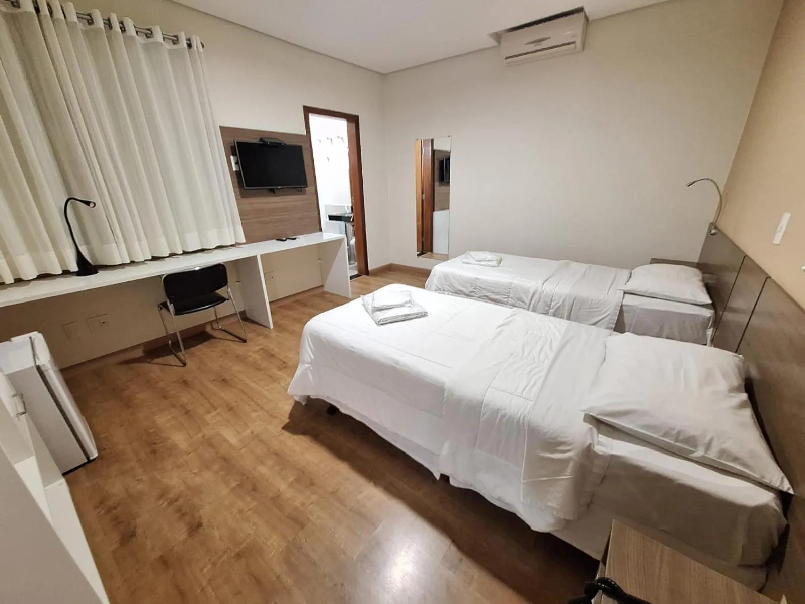 Photo of the whole room, Bed in Hotel Itapema