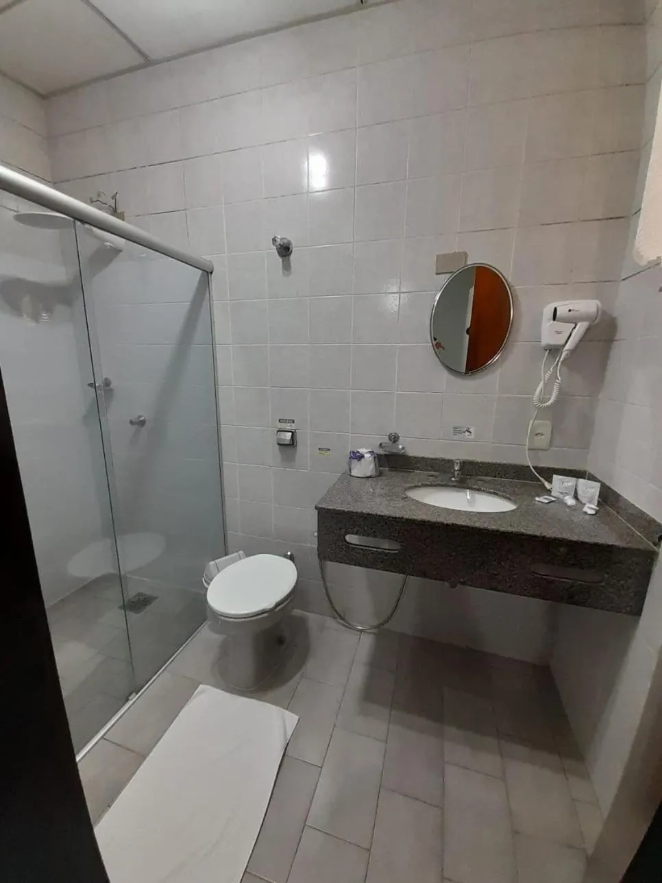 Toilet in Hotel Itapema