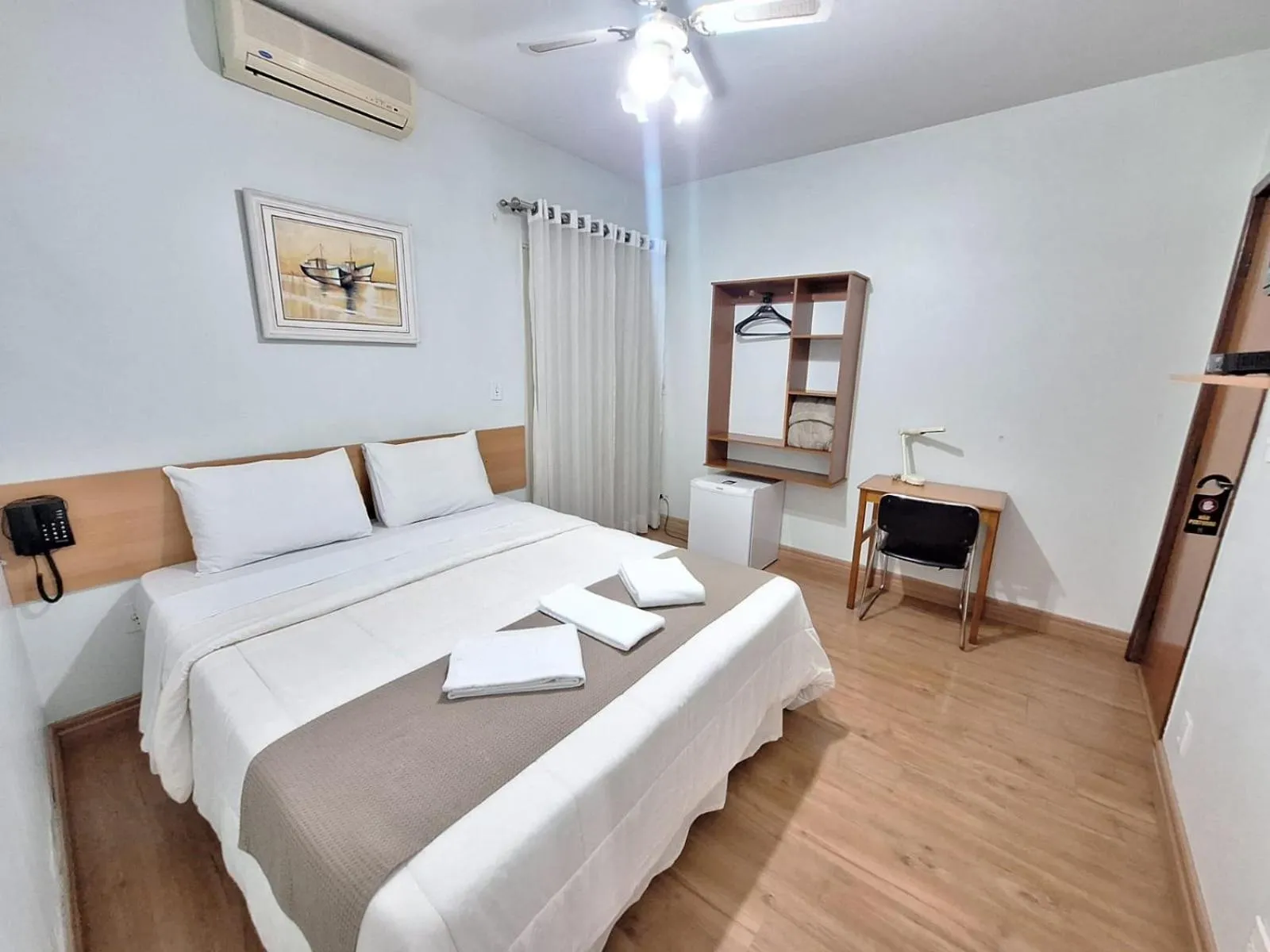 Photo of the whole room, Bed in Hotel Itapema