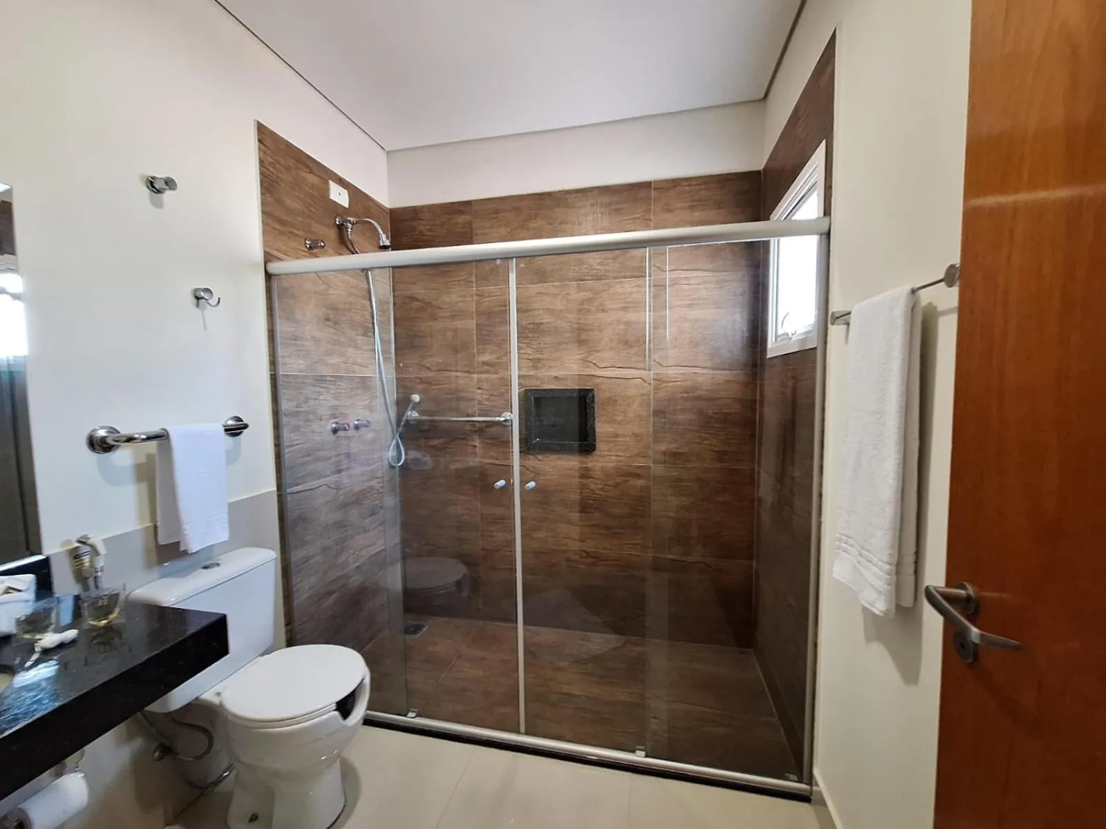 Toilet in Hotel Itapema