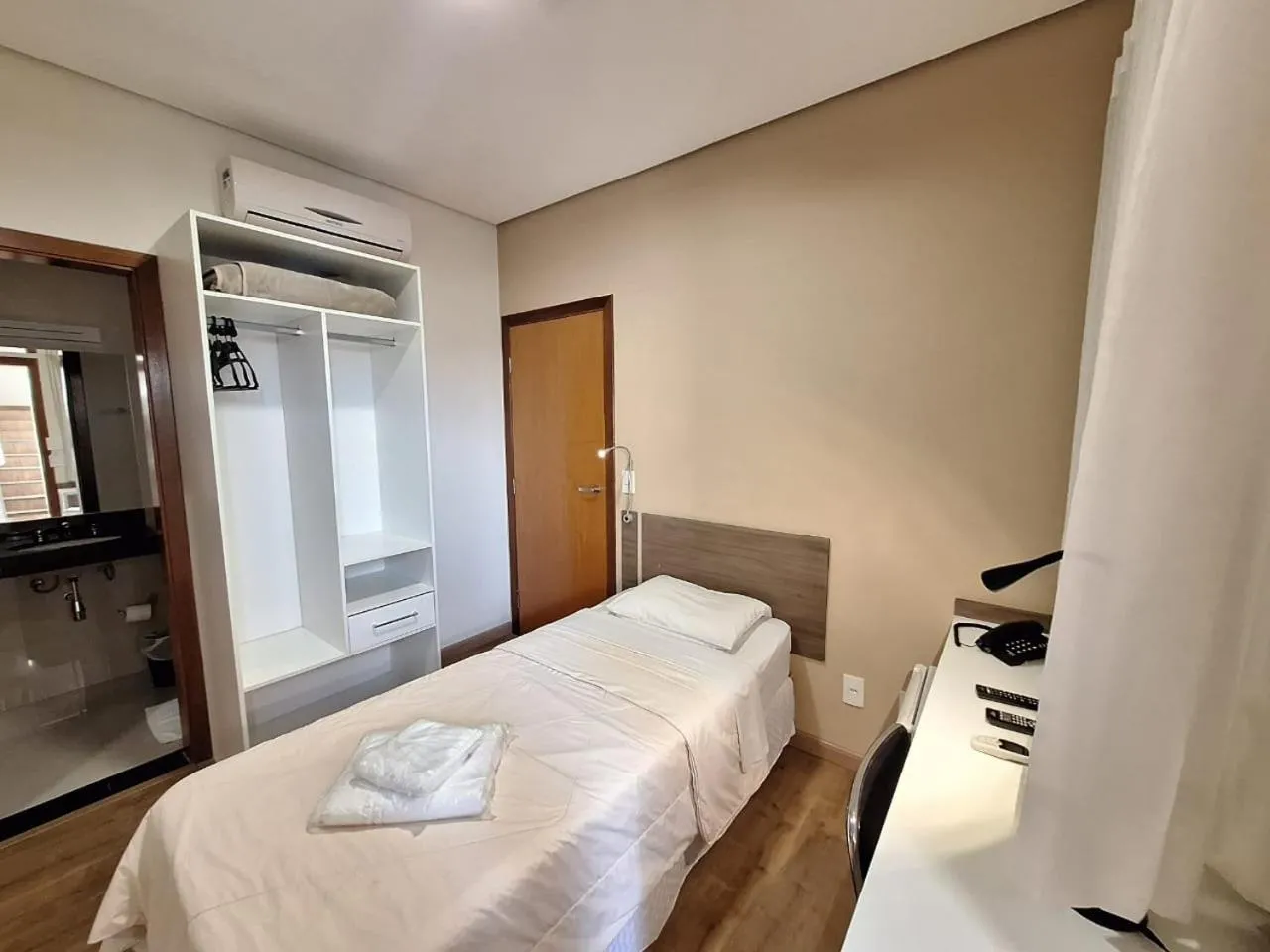Photo of the whole room, Bed in Hotel Itapema