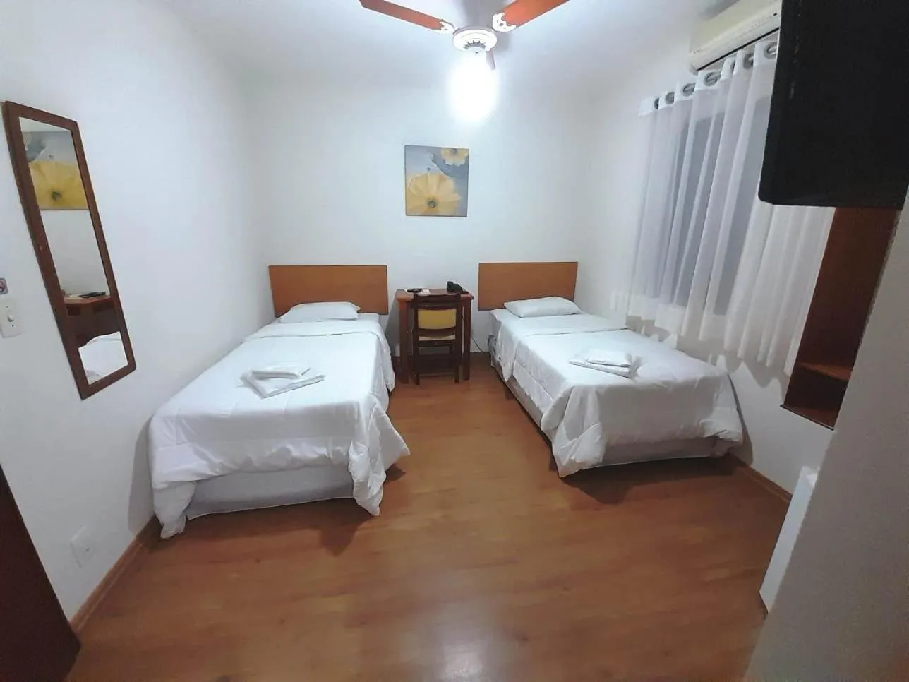 Photo of the whole room, Bed in Hotel Itapema