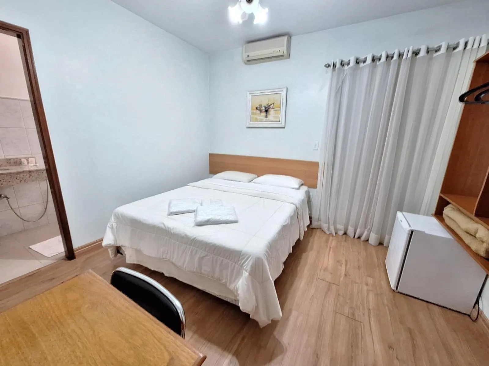 Photo of the whole room, Bed in Hotel Itapema