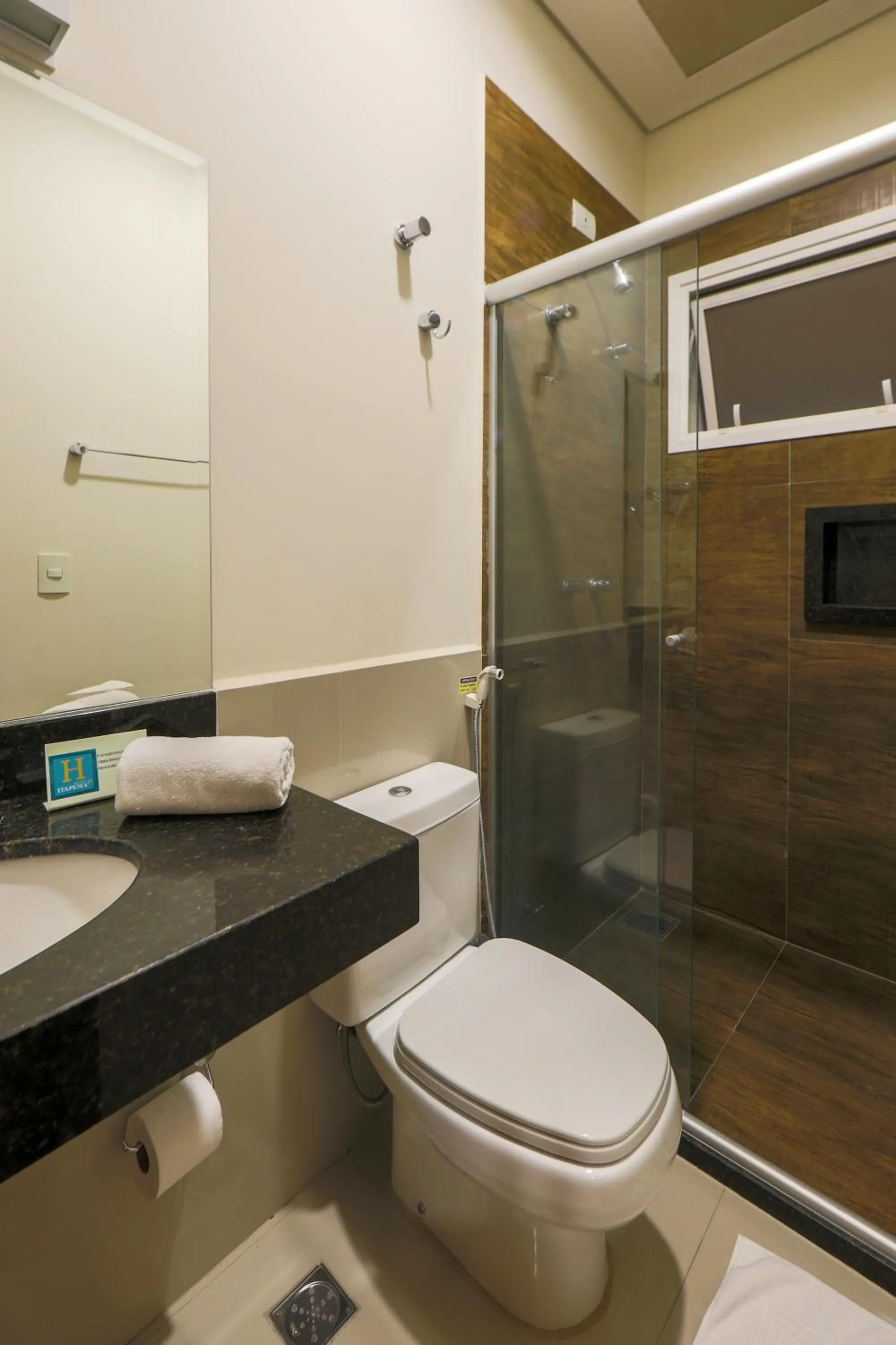 Toilet in Hotel Itapema