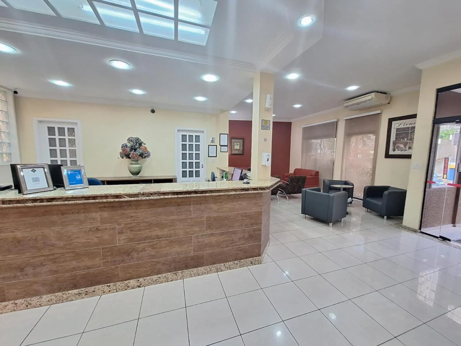 Lobby or reception in Hotel Itapema