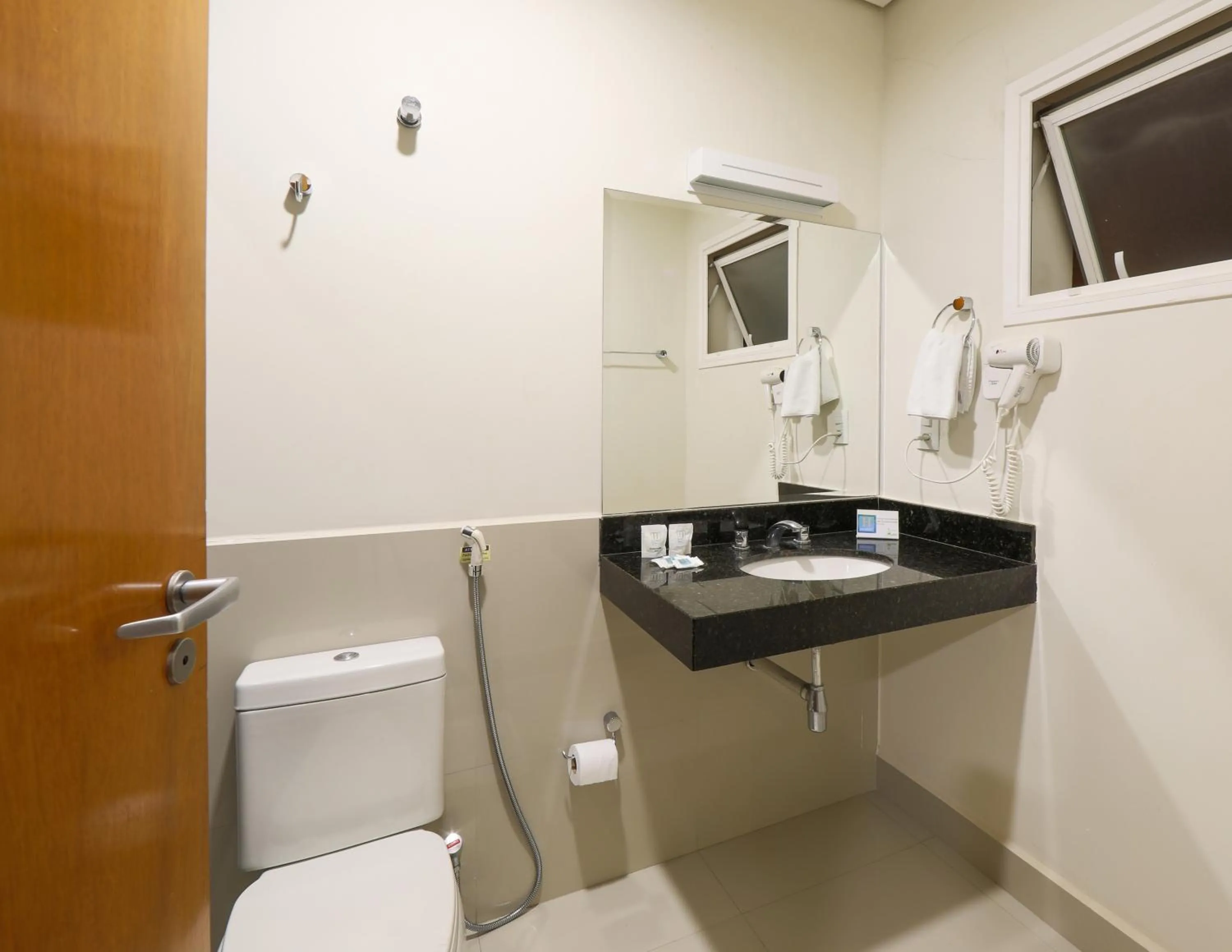 Bathroom in Hotel Itapema