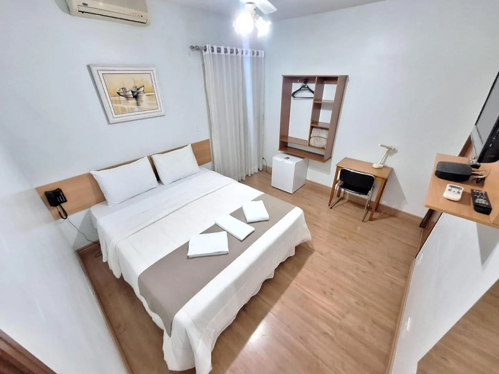 Photo of the whole room, Bed in Hotel Itapema