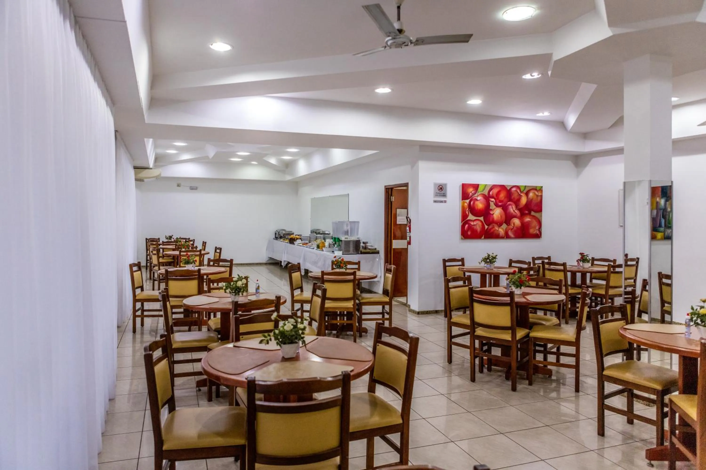 Restaurant/places to eat in Hotel Itapema
