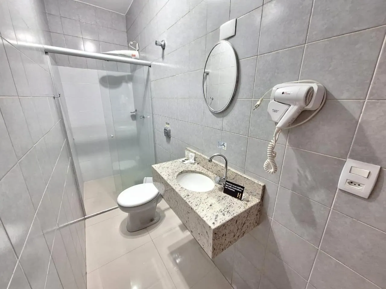 Toilet in Hotel Itapema