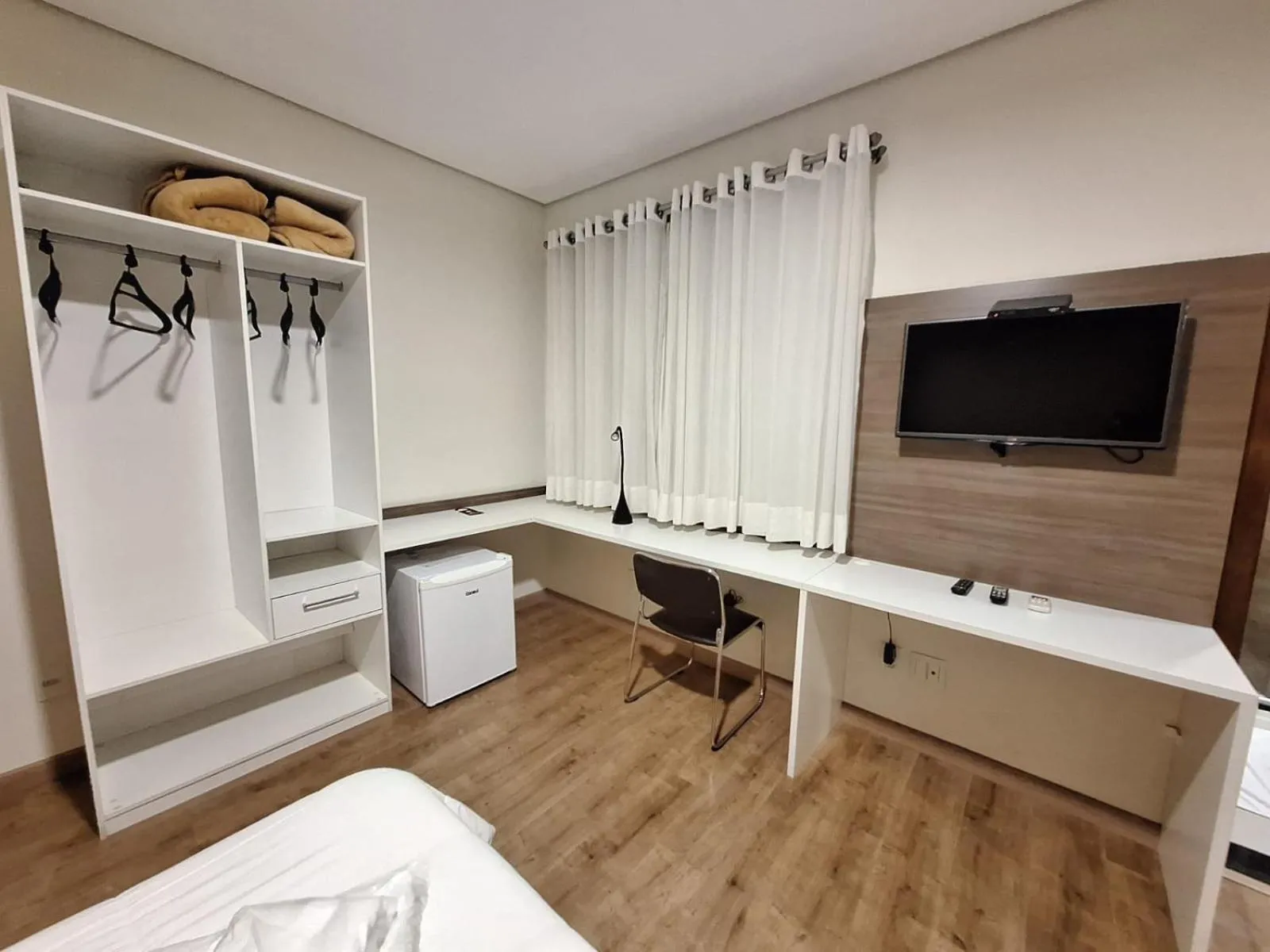 Photo of the whole room in Hotel Itapema