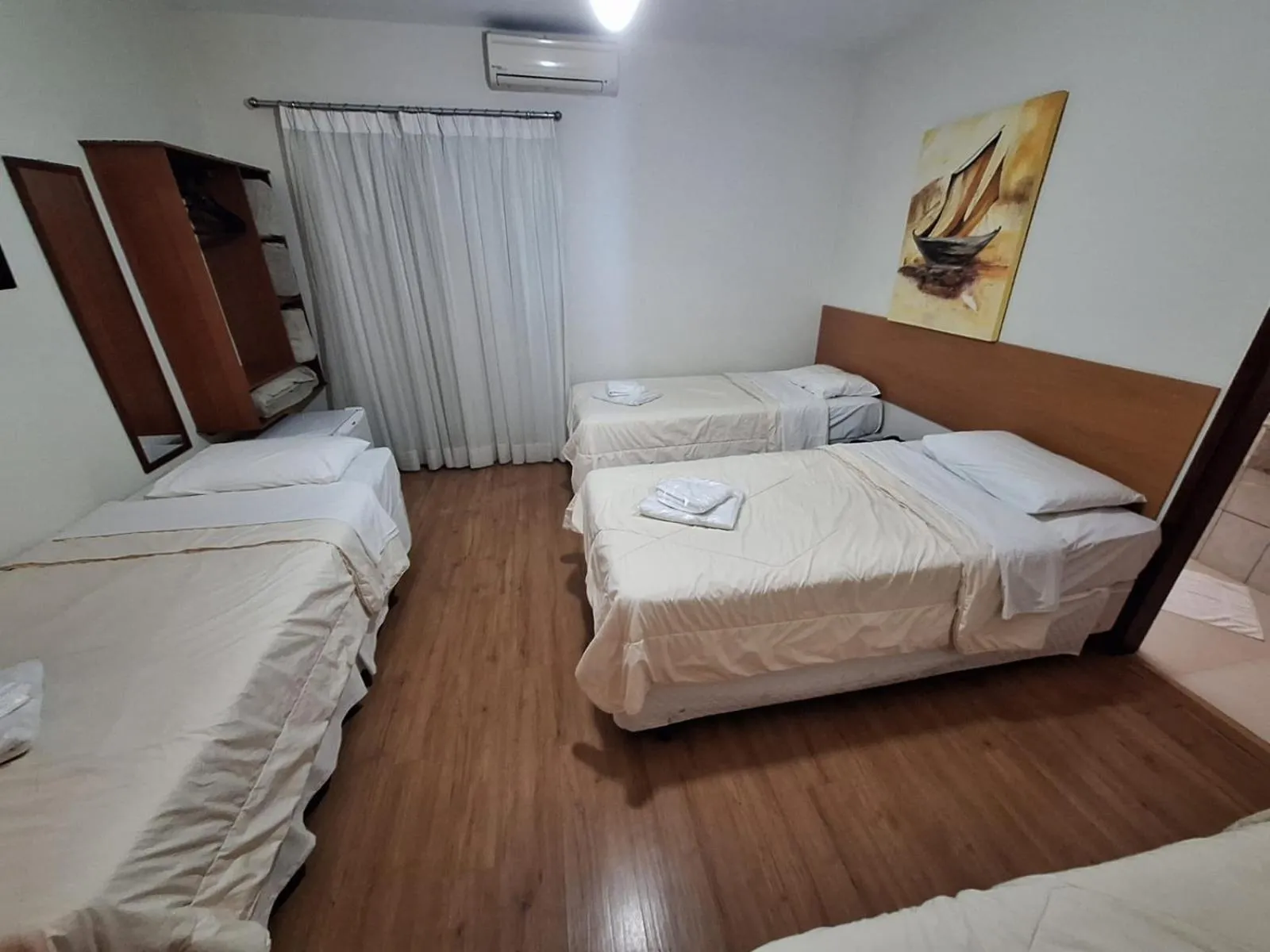 Photo of the whole room, Bed in Hotel Itapema